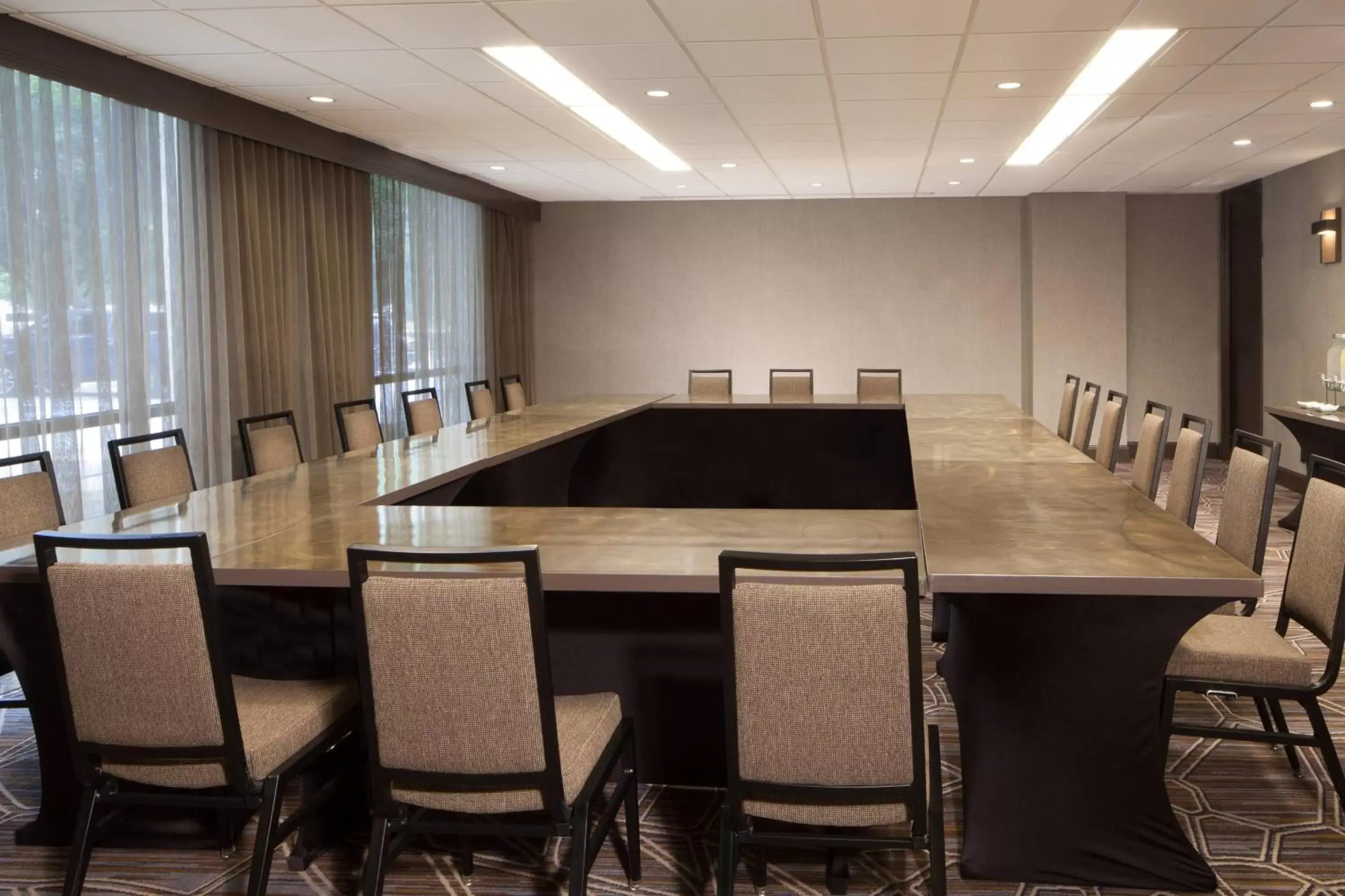 Meeting/conference room in Dallas/Fort Worth Airport Marriott