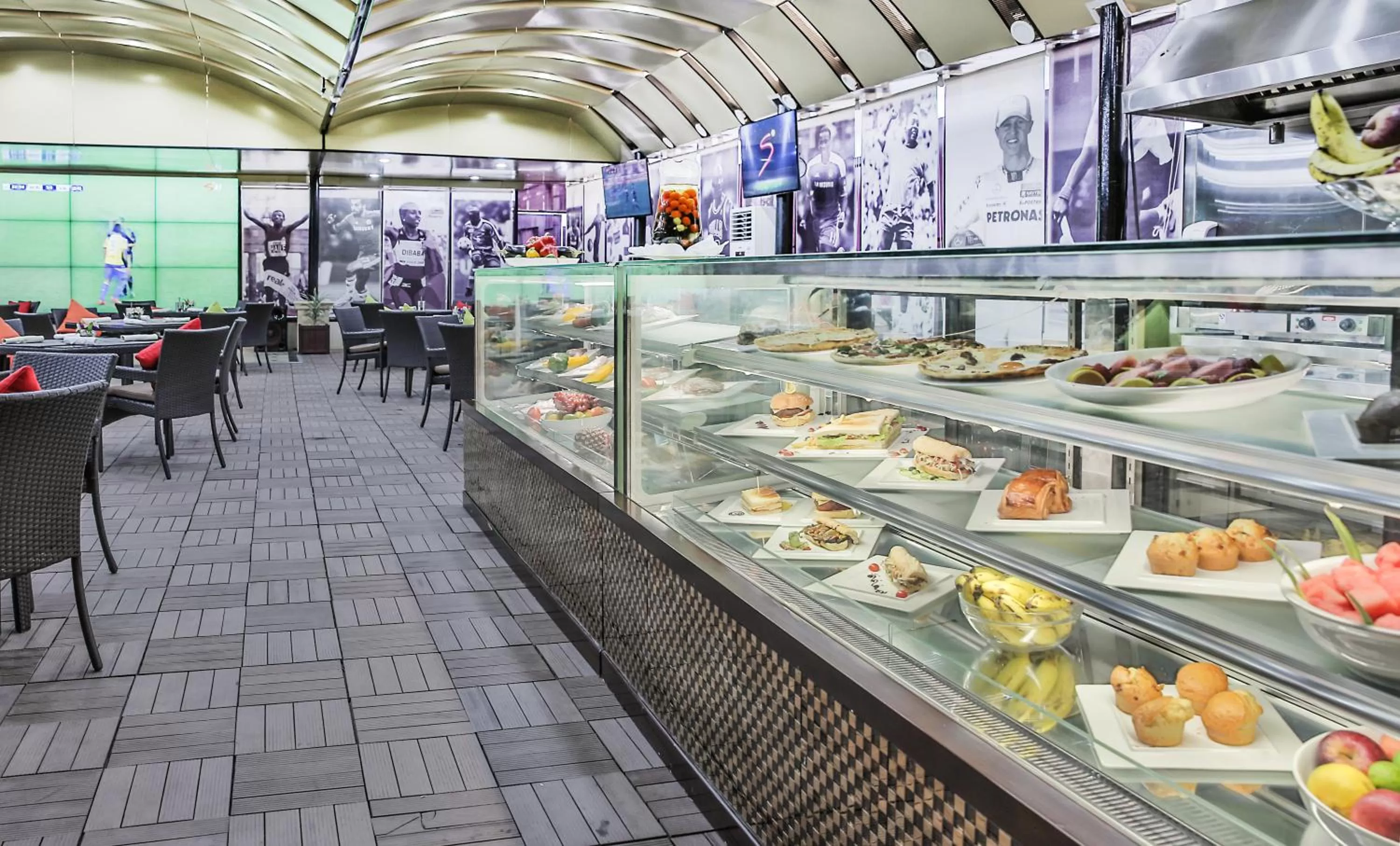 Restaurant/places to eat in Golden Tulip Addis Ababa