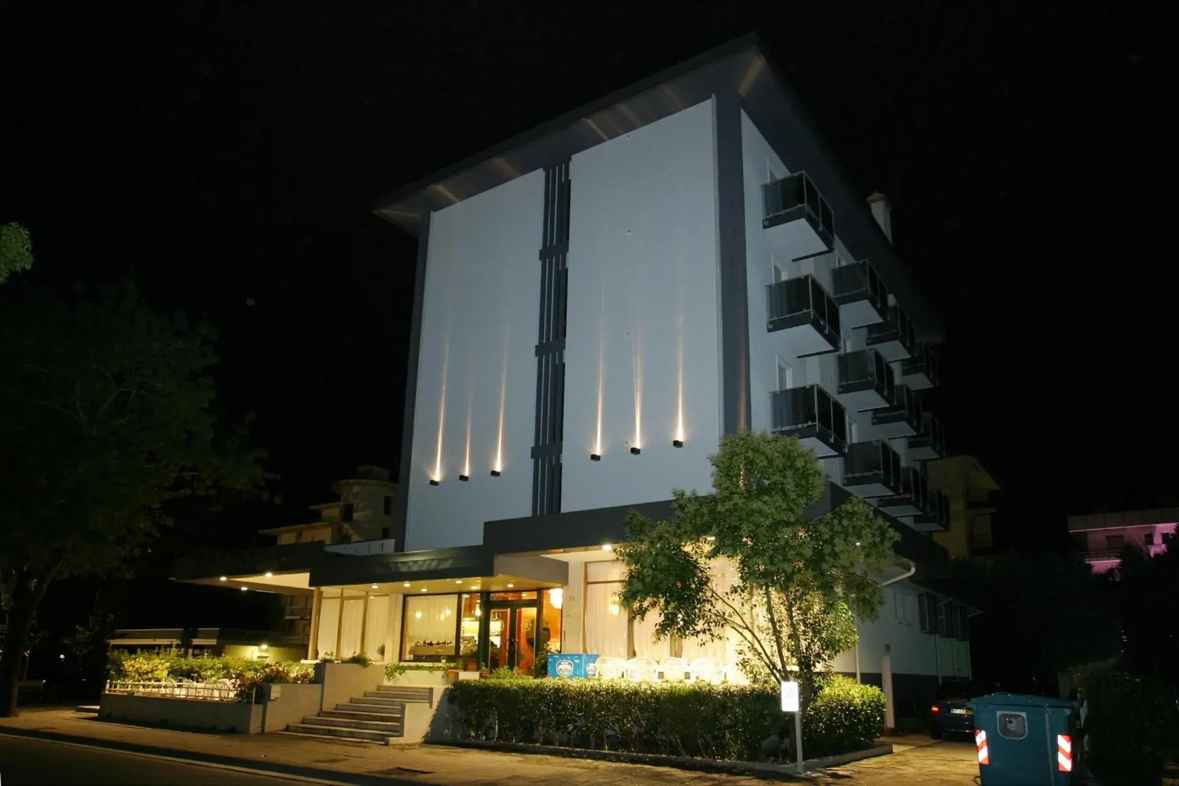 Facade/entrance, Property Building in Hotel Domingo