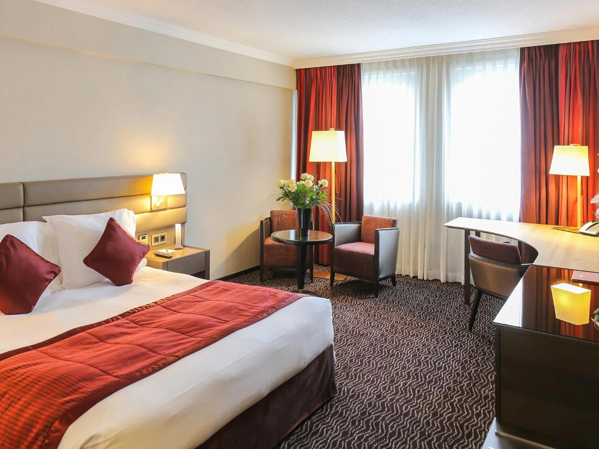 Day, Bed in Le Royal Hotels & Resorts Luxembourg