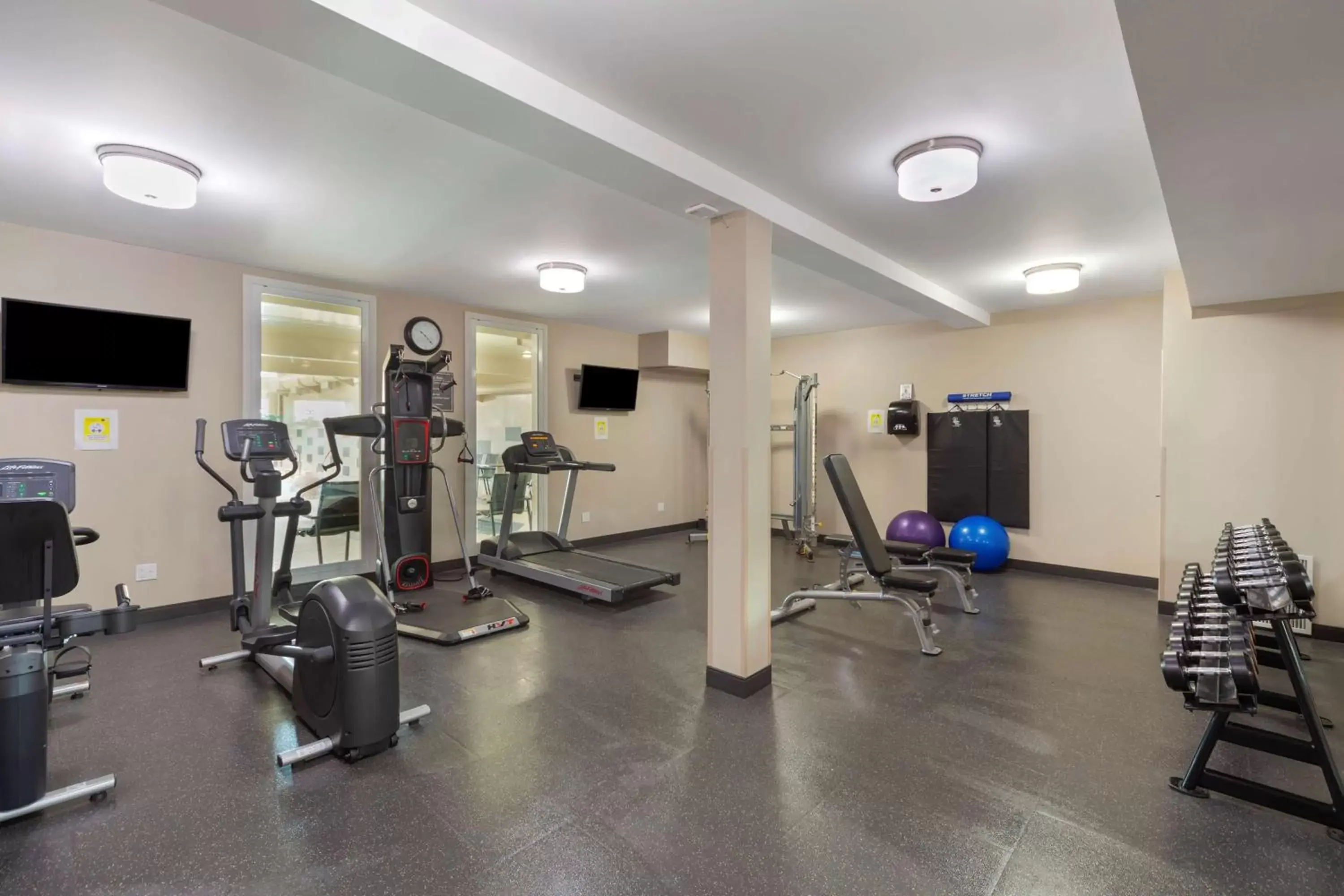 Spa and wellness centre/facilities, Fitness Center/Facilities in Best Western PLUS Fort Saskatchewan Inn & Suites