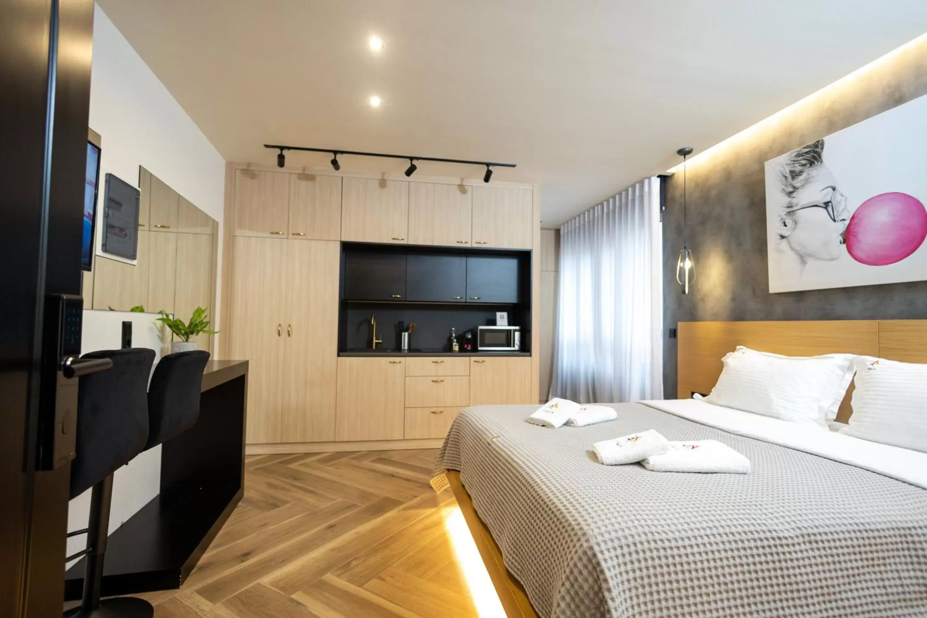 Bedroom in Triple A - Apartments Accommodation in Prime Location (Between Monastiraki & Syntagma Square)