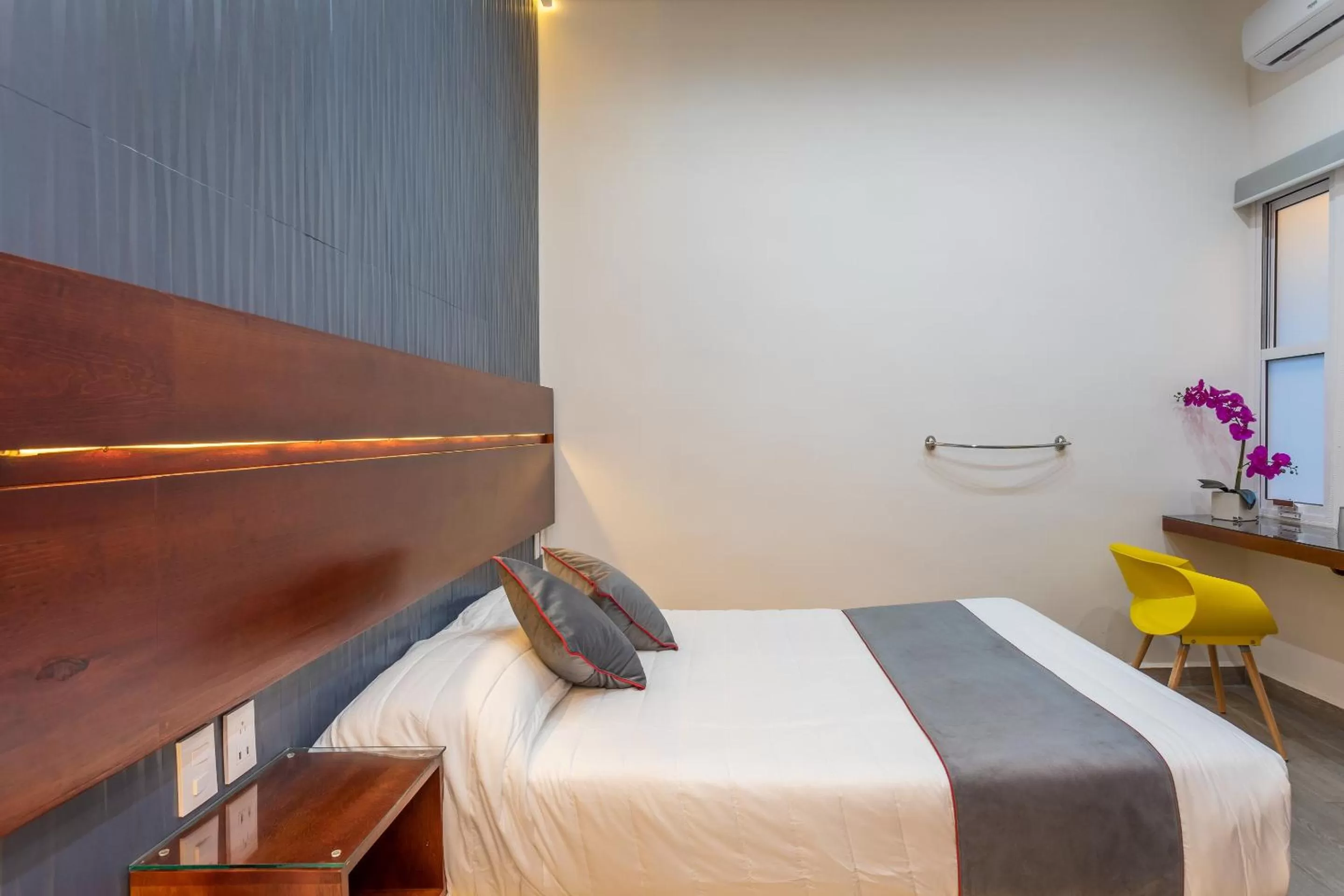 Bedroom, Bed in Casa Dos Lunas