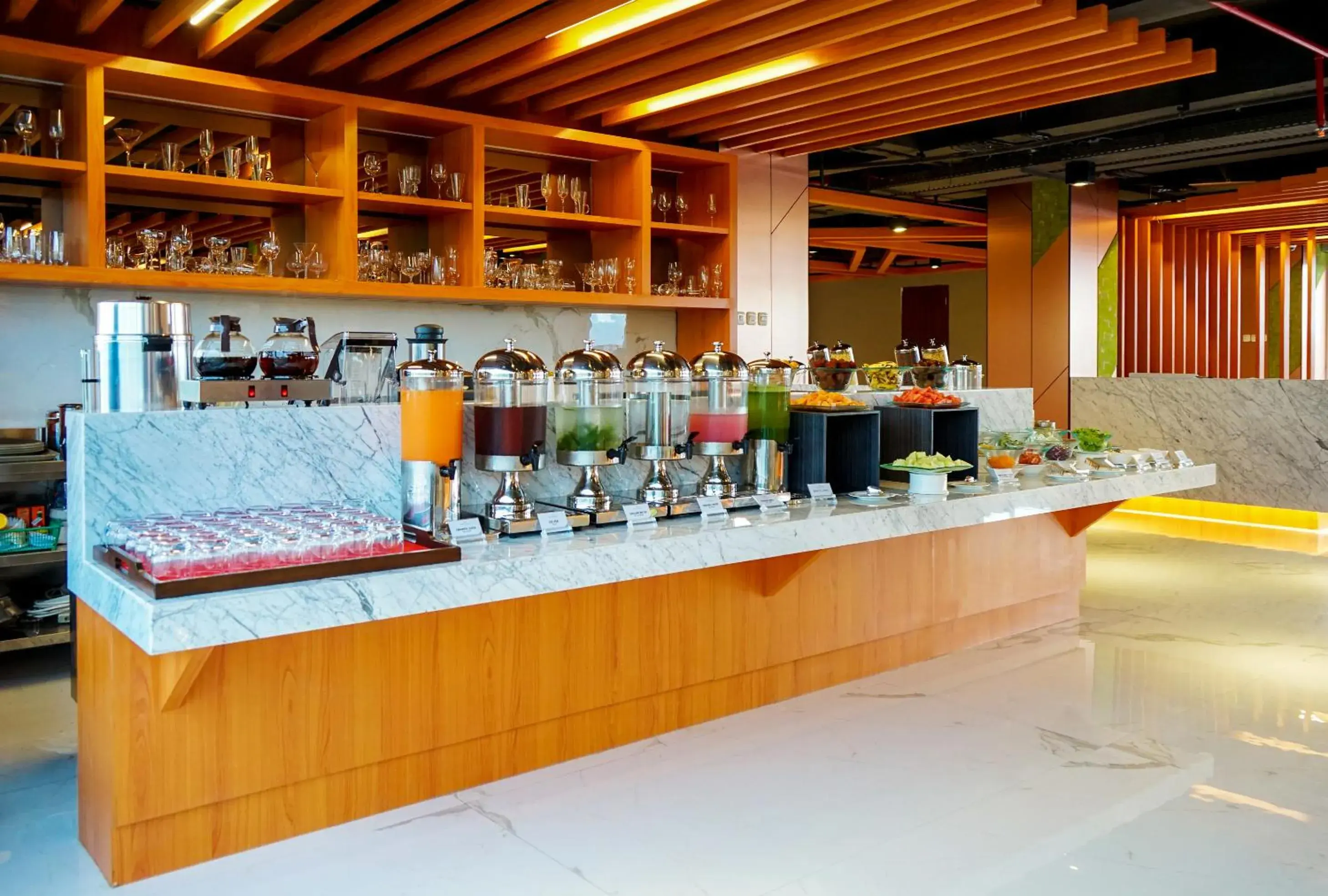 Coffee/tea facilities in Hotel Santika Premiere Ambon