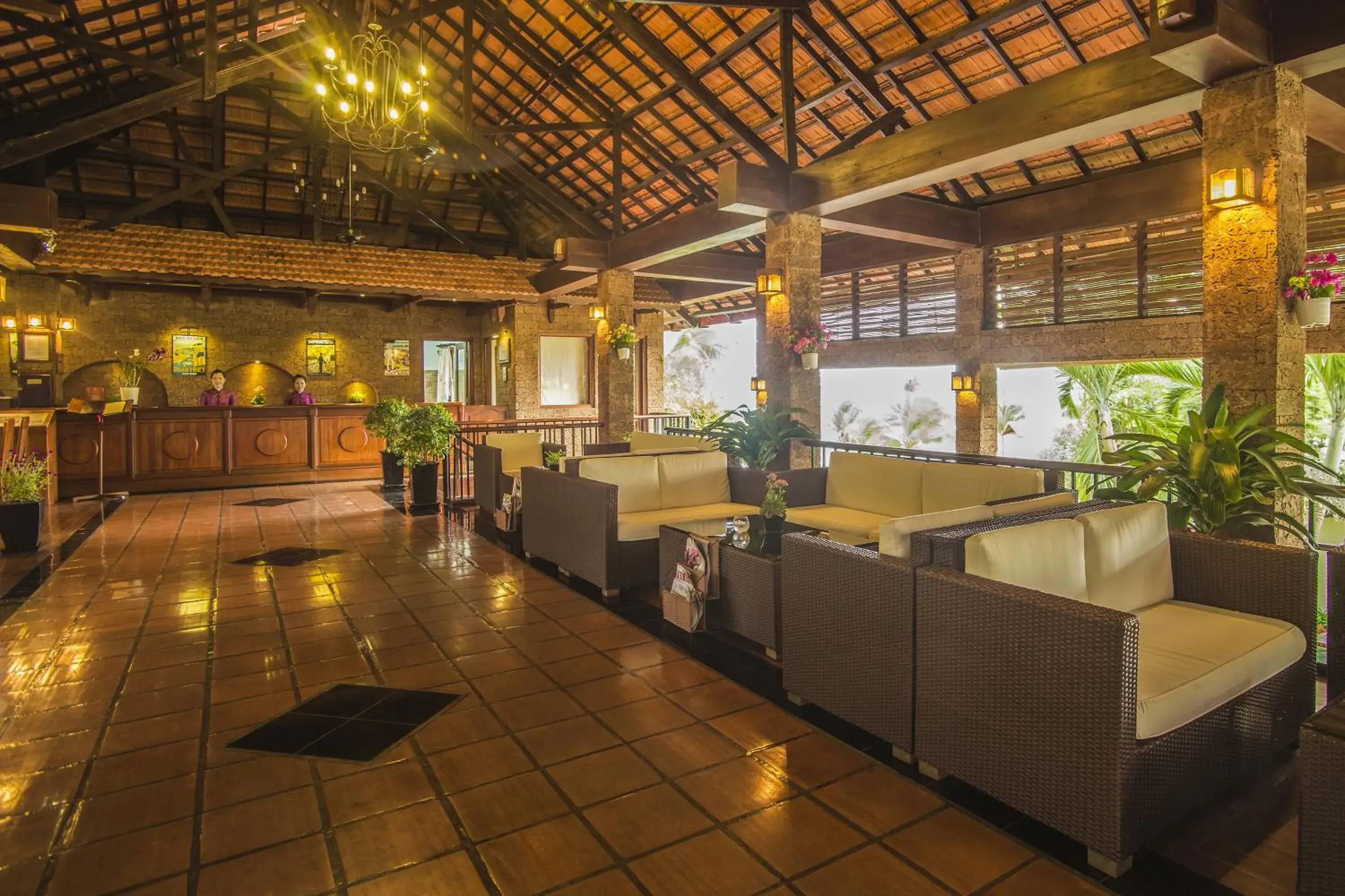 Lobby or reception, Lounge/Bar in Victoria Phan Thiet Beach Resort & Spa
