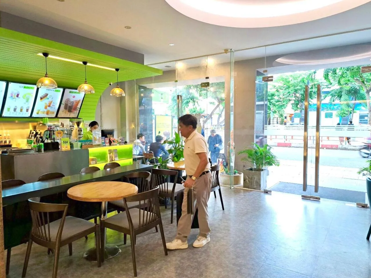 Coffee/tea facilities in Liberty 2 Hotel