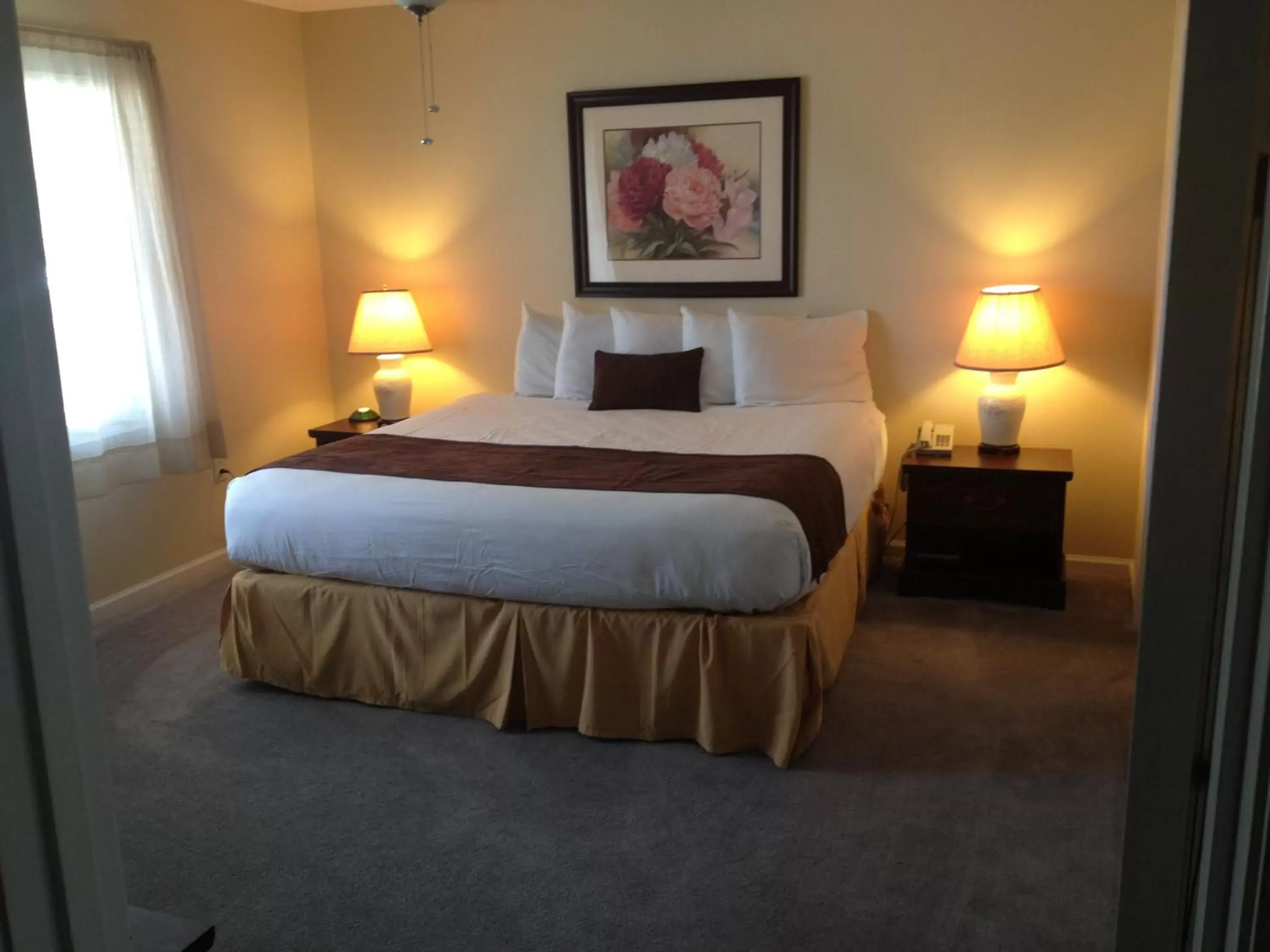 Bed in Beau Rivage Golf and Resort