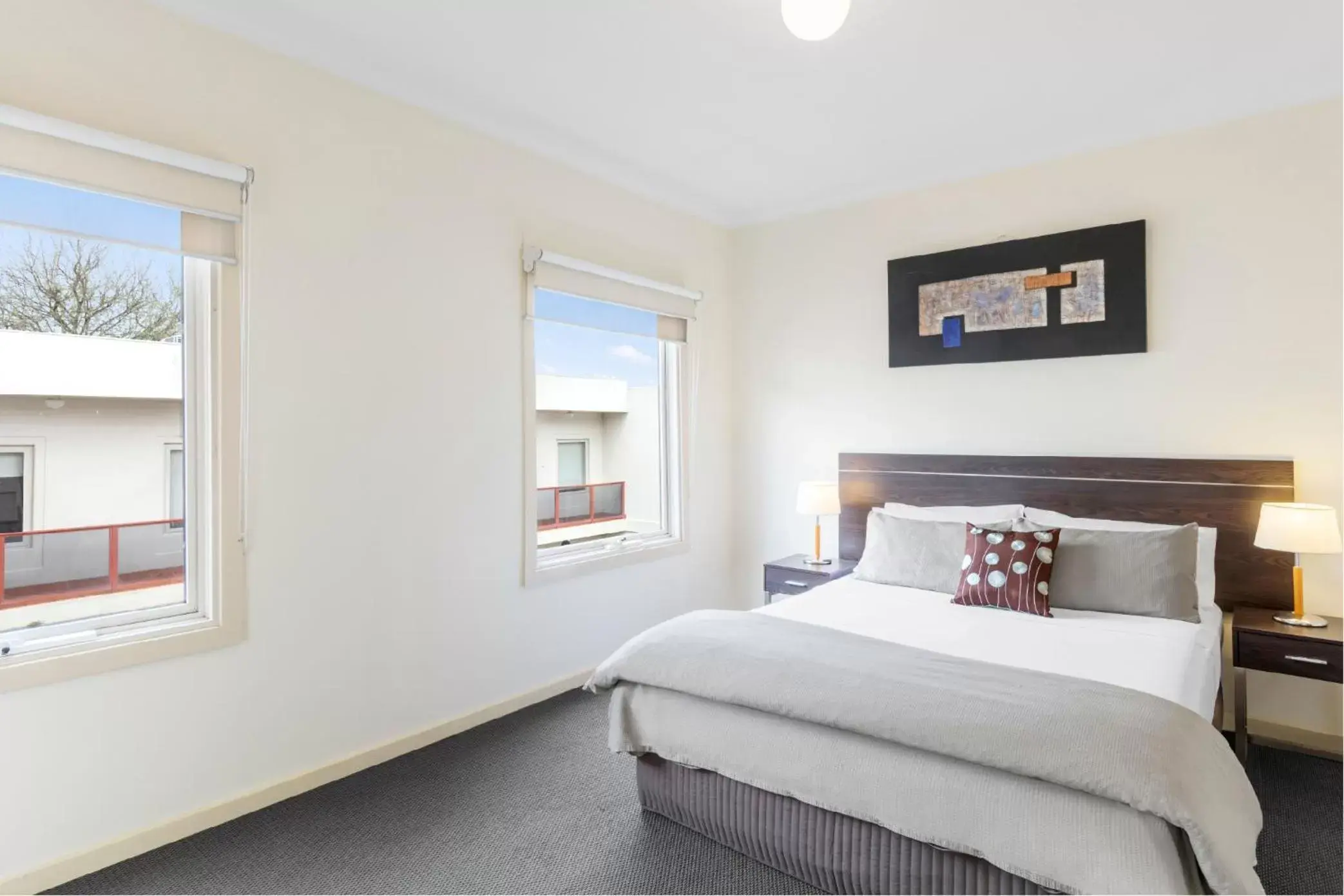 Bedroom, Bed in Hawthorn Gardens Serviced Apartments