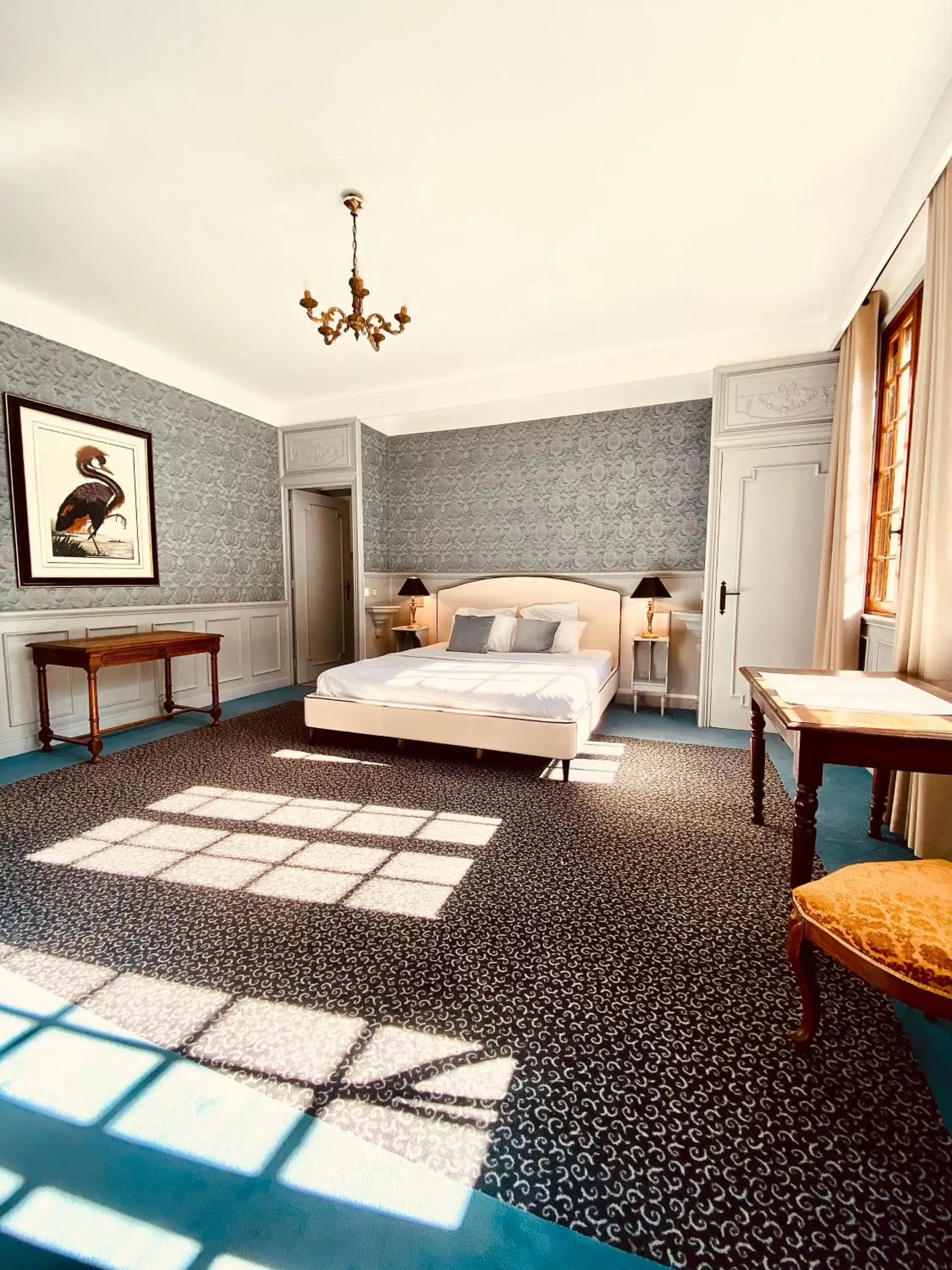 Bedroom, Bed in Château de Fontager