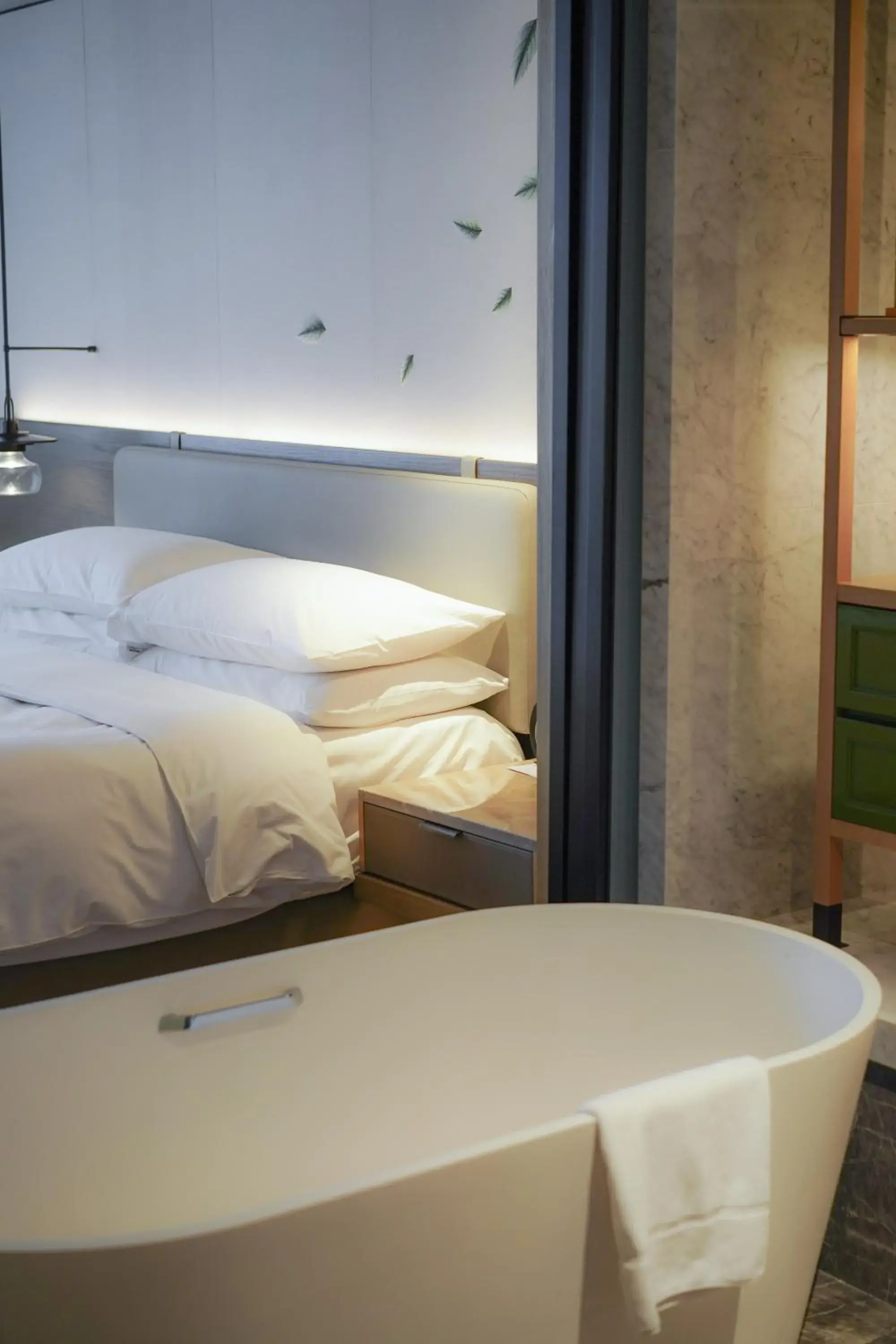 Bath, Bed in Liyang Marriott Hotel