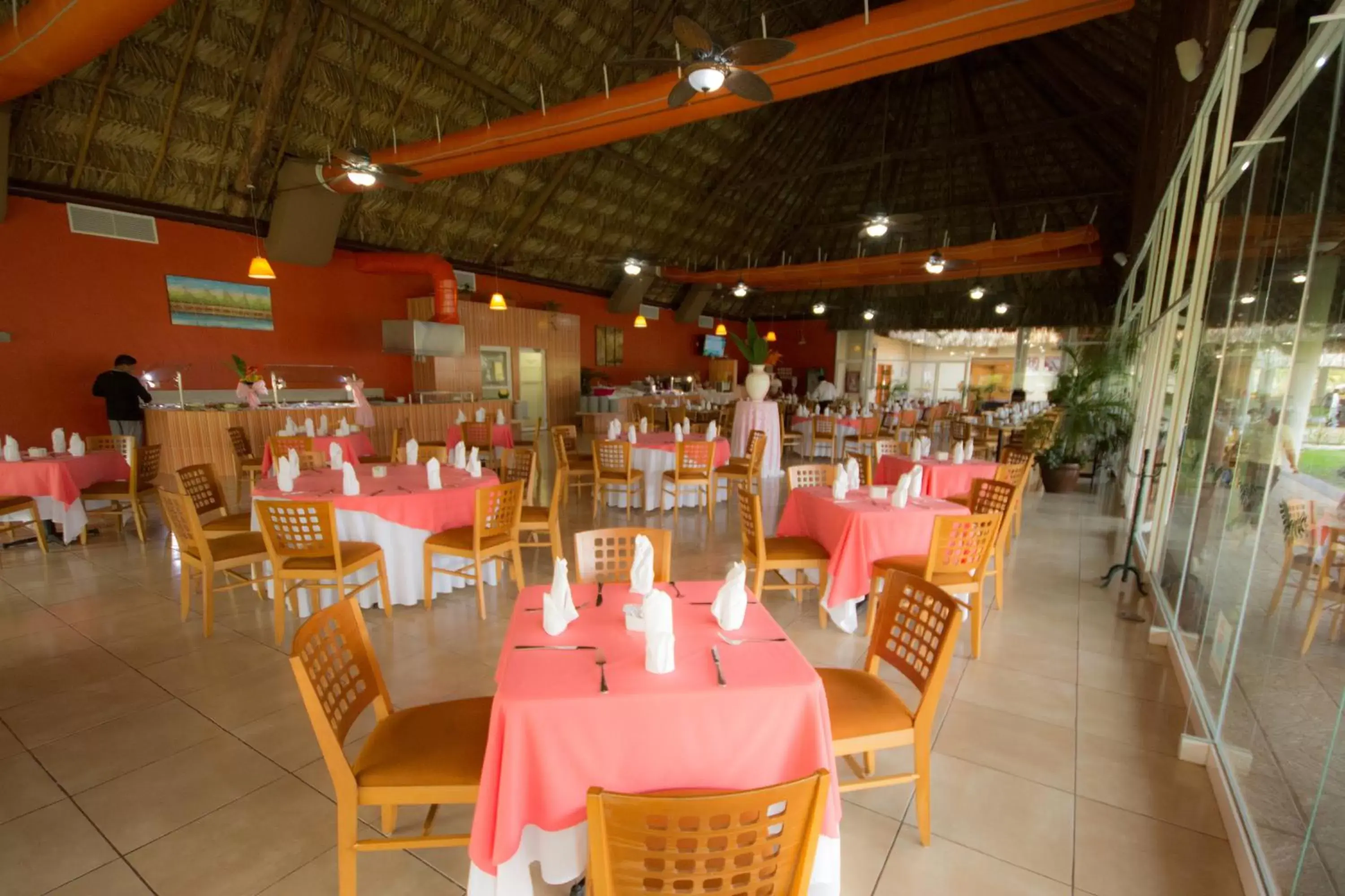 Restaurant/Places to Eat in Hotel Villa Mercedes Palenque