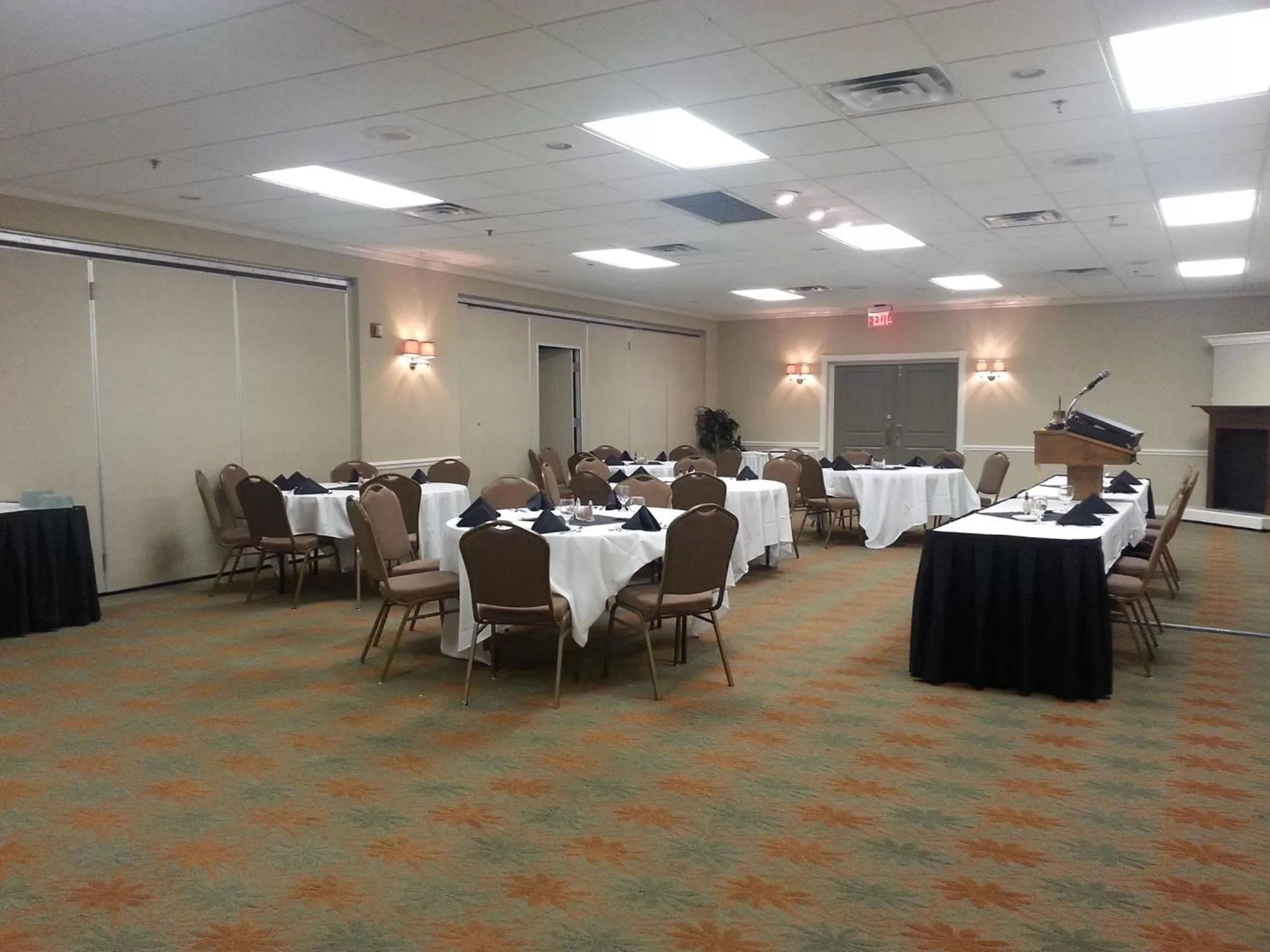 Banquet/Function facilities in Ramada by Wyndham New Iberia