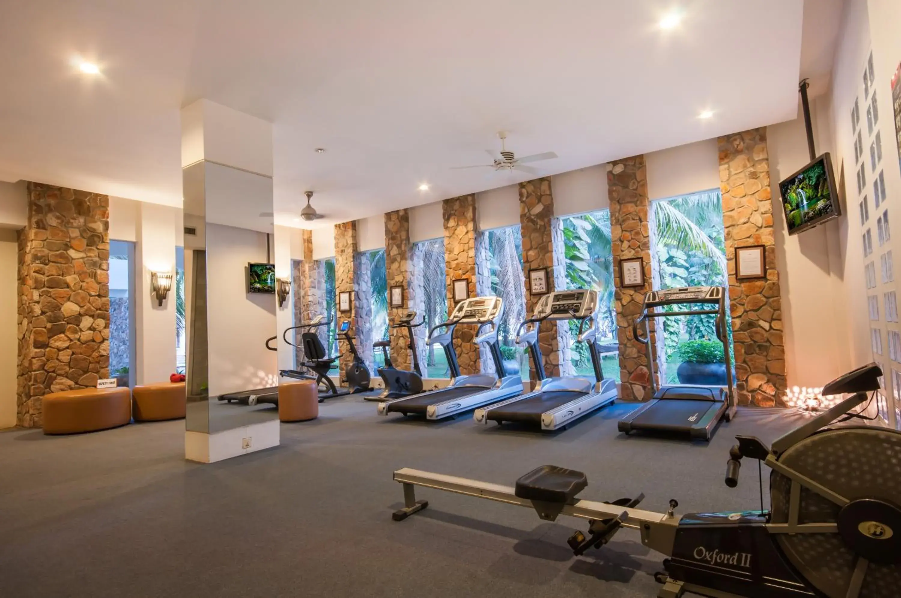 Fitness centre/facilities, Fitness Center/Facilities in THE PRIVILEGE FLOOR by Lotus Blanc