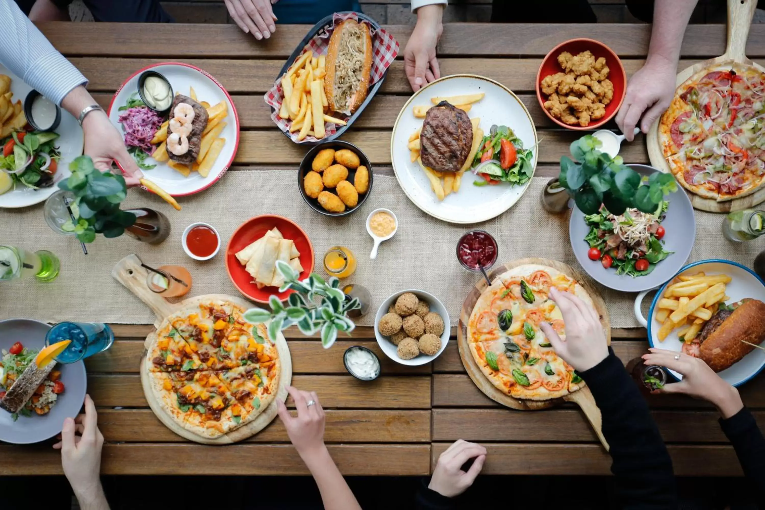 Restaurant/places to eat in Crowne Plaza Sydney Airport by IHG Restaurant/places to eat in Crowne Plaza Sydney Airport by IHG