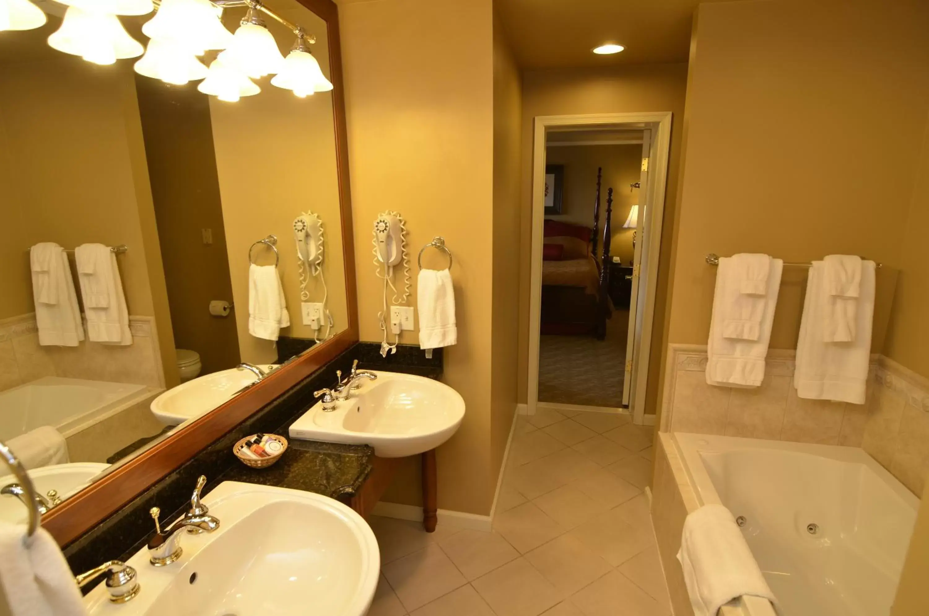 Toilet, Bathroom in Pine Barn Inn