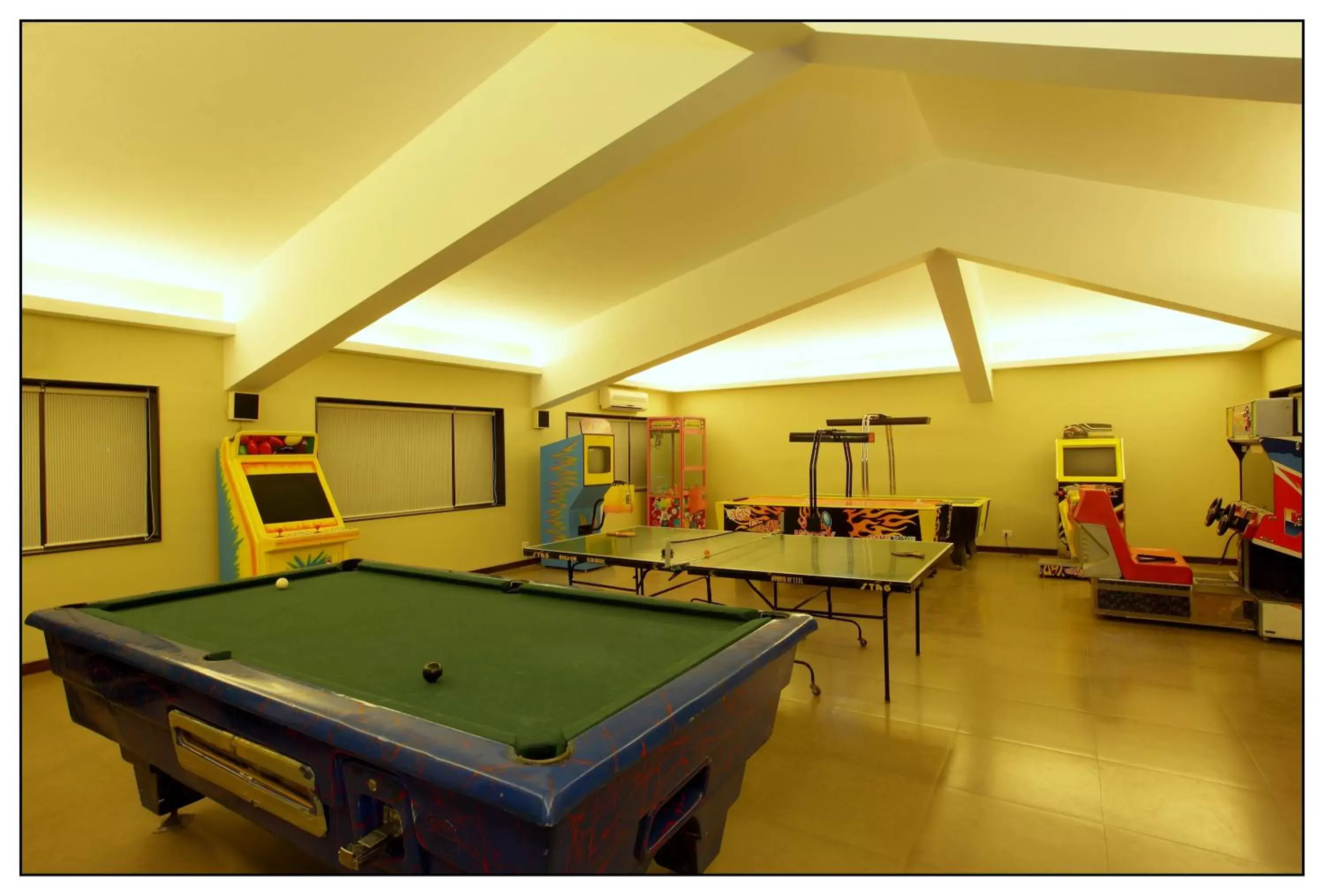 Game Room, Billiards in Sun-n-Sand Shirdi