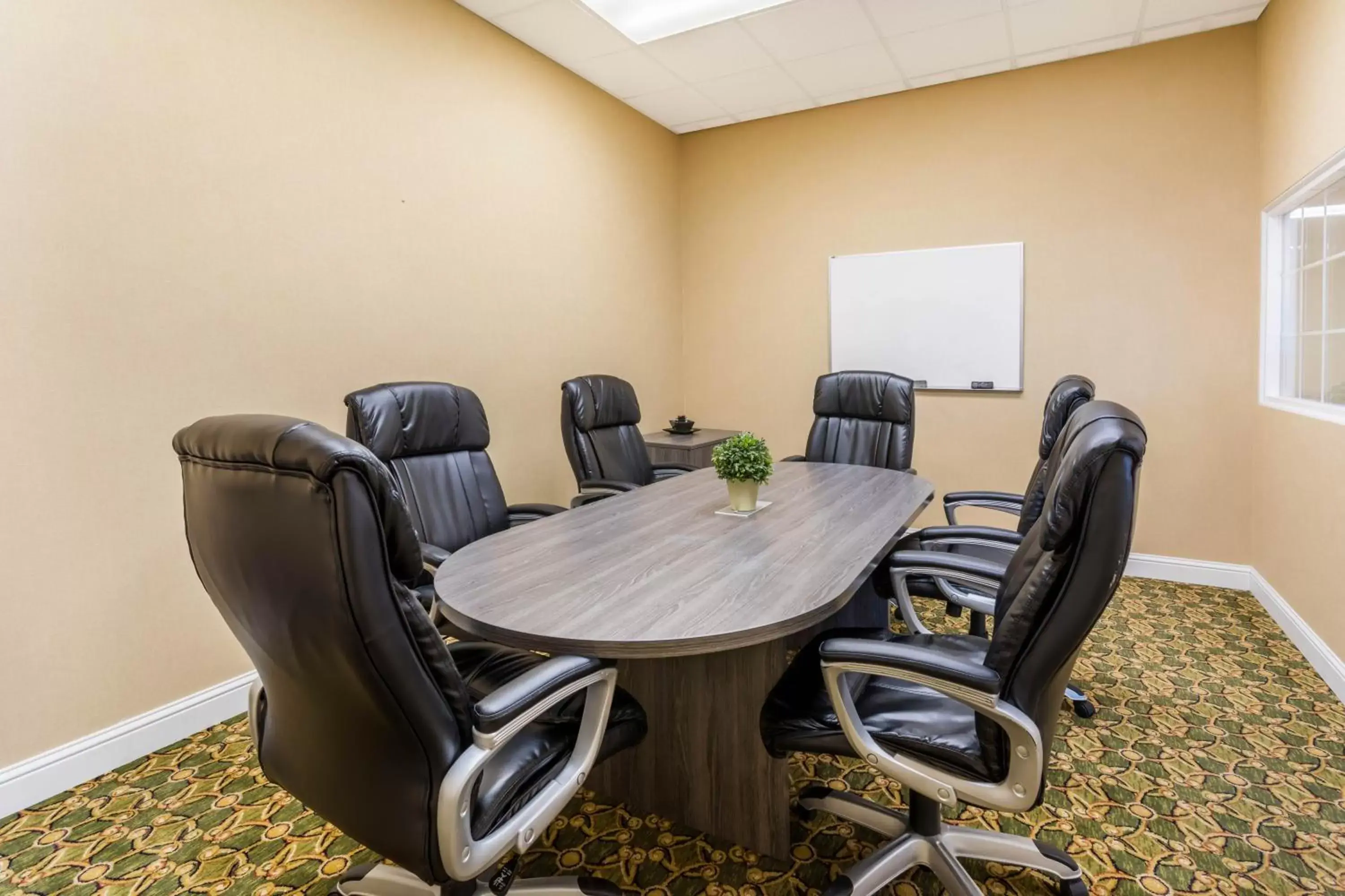 Business facilities in Baymont by Wyndham Fort Morgan