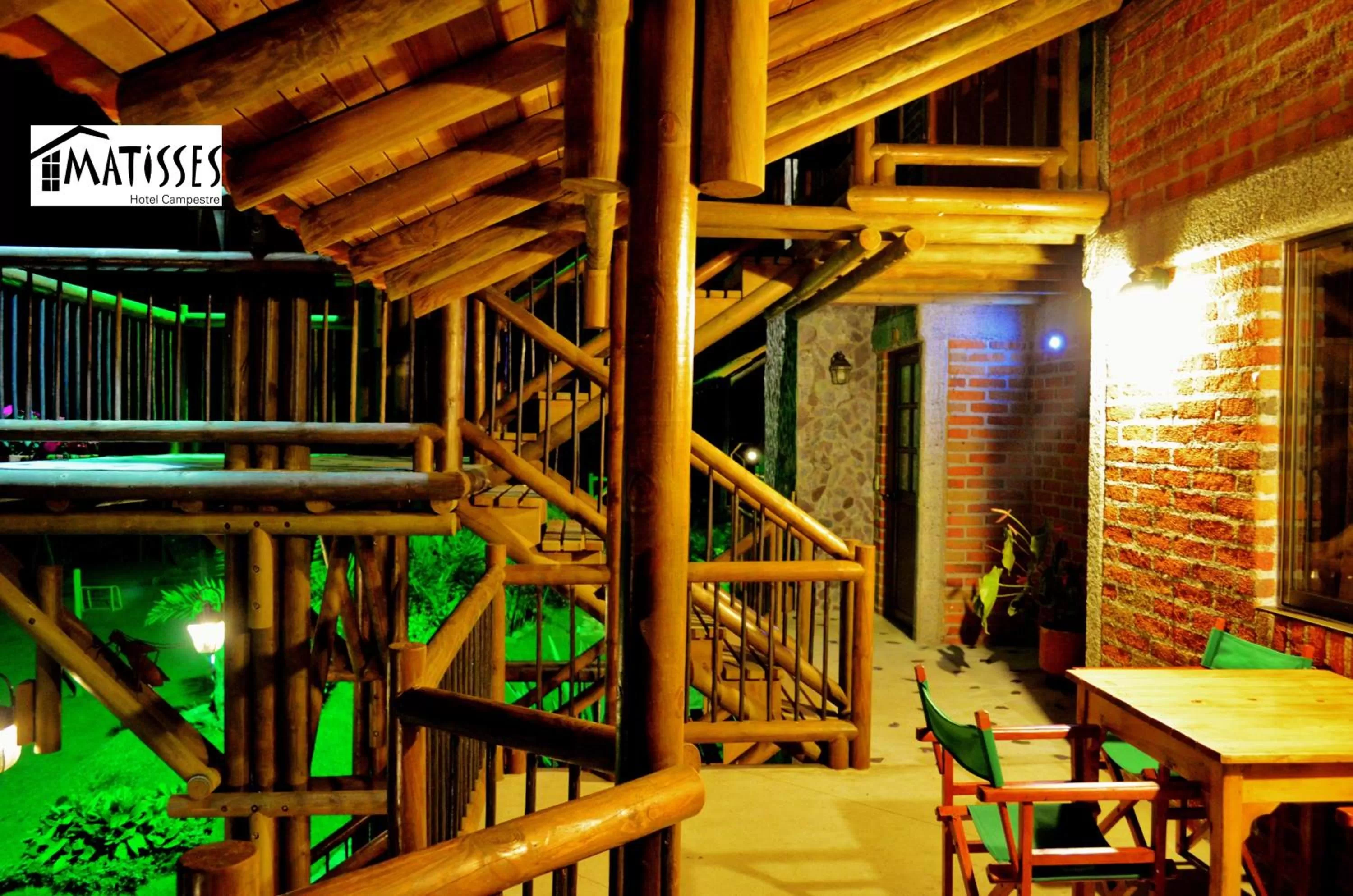 Balcony/Terrace, Restaurant/Places to Eat in Matisses Hotel & Spa