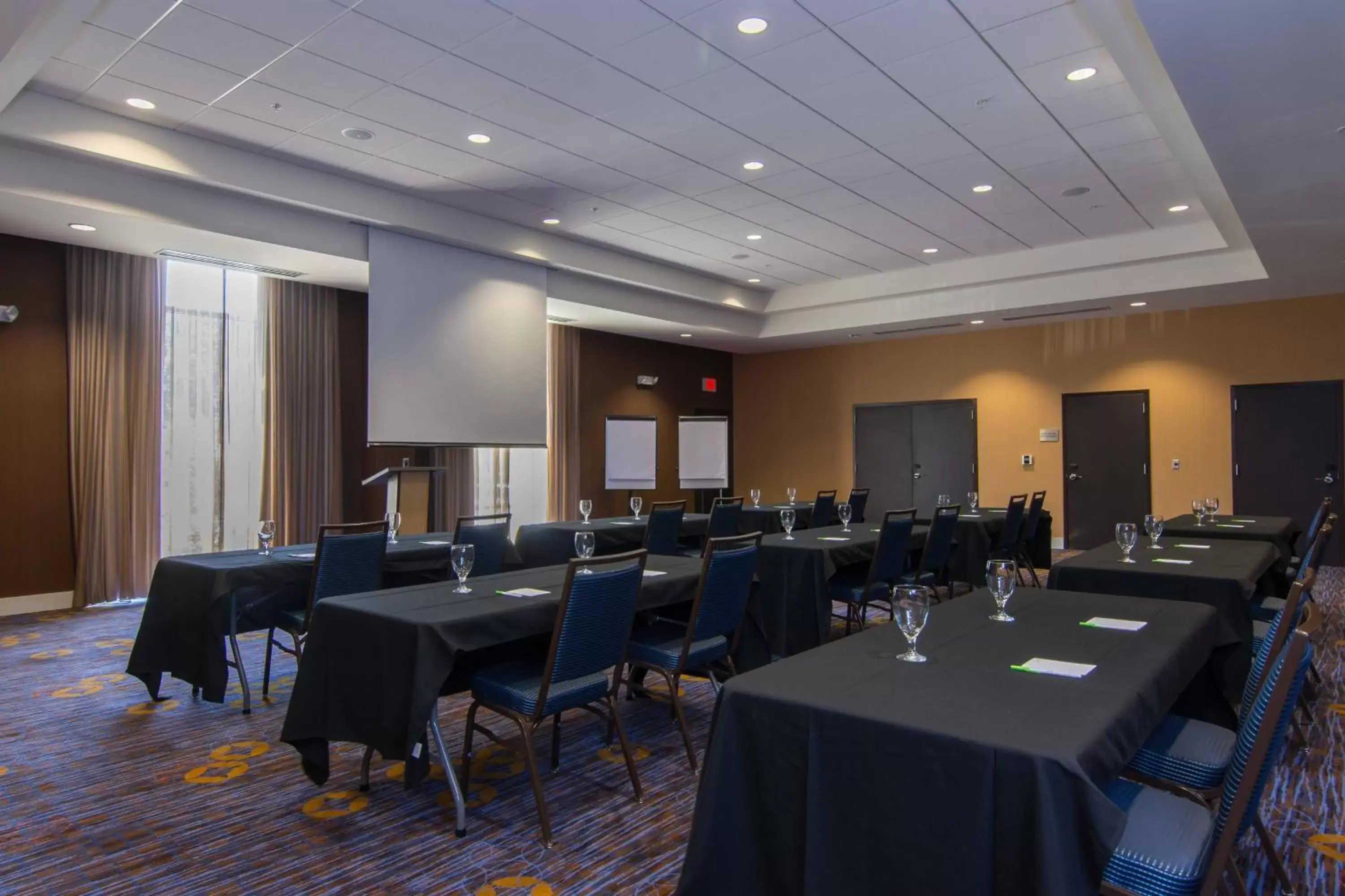 Meeting/conference room in Courtyard by Marriott Raleigh-Durham Airport/Brier Creek