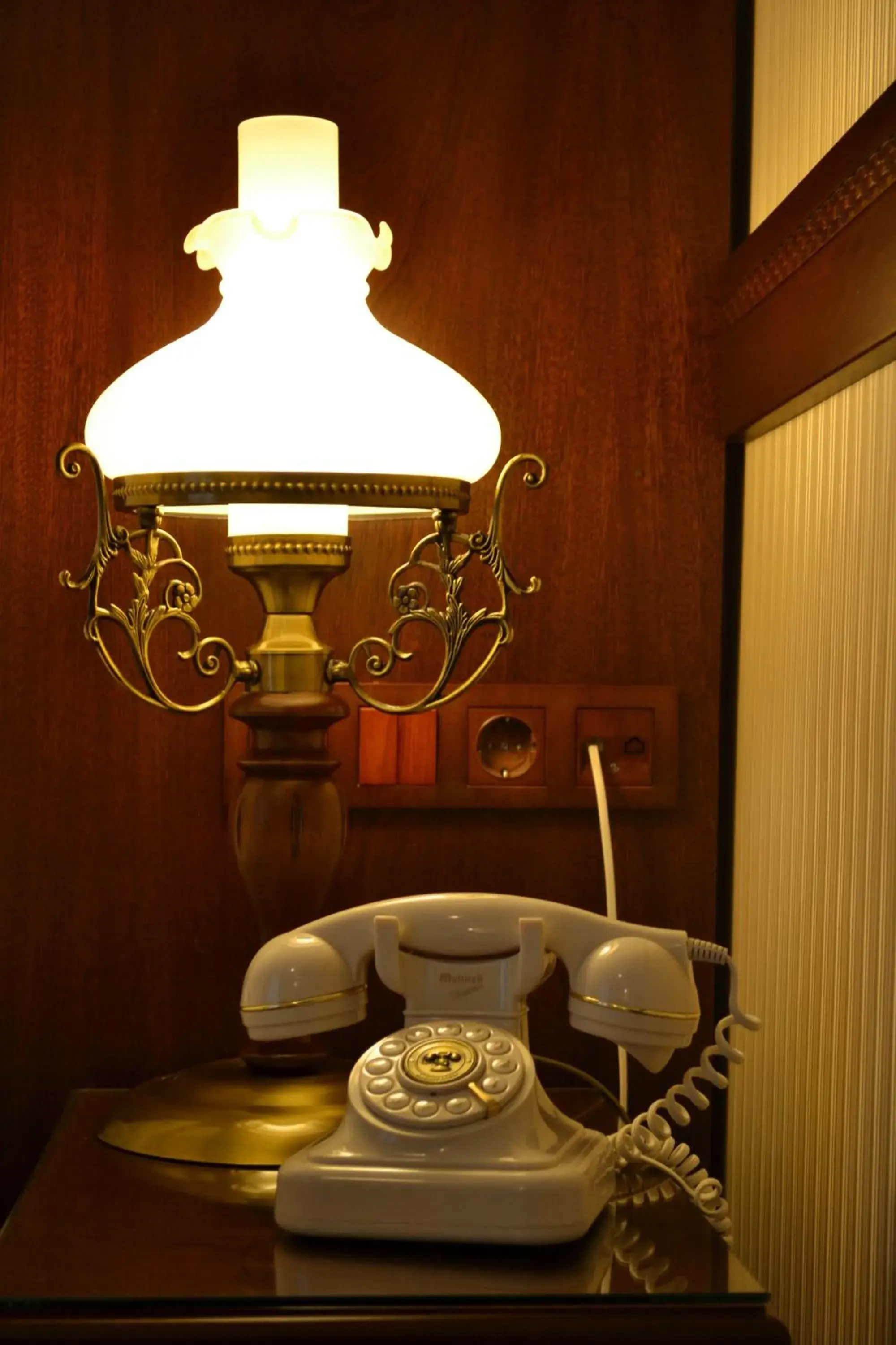 Decorative detail, Dining Area in Divalis Hotel