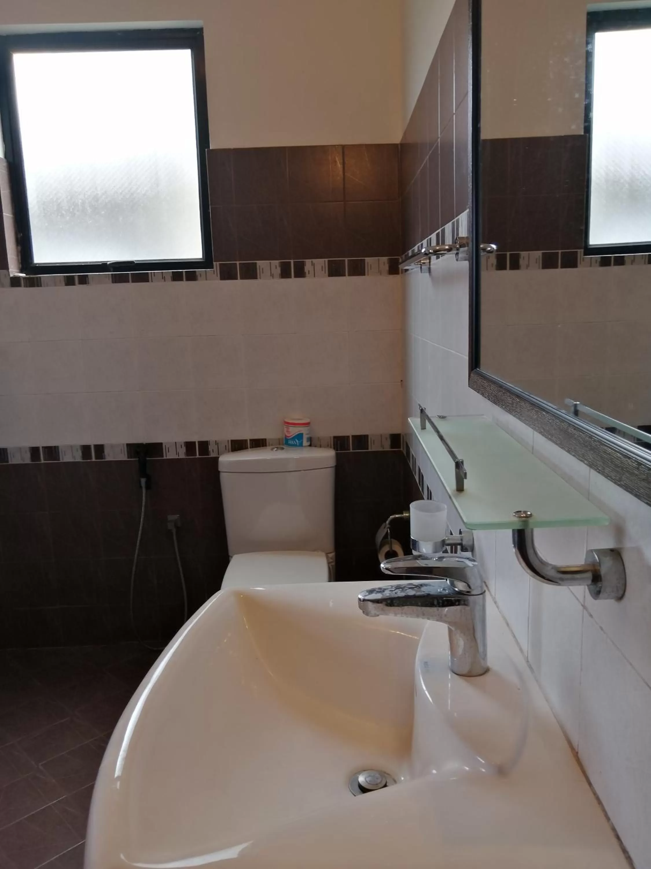 Bathroom in Kandy Unique Hotel