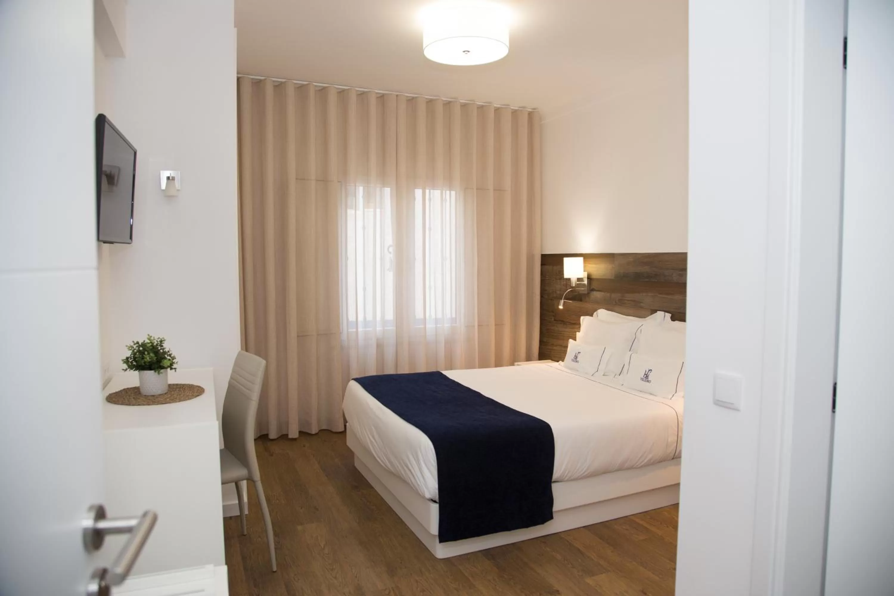 Bed in Hotel Veleiro