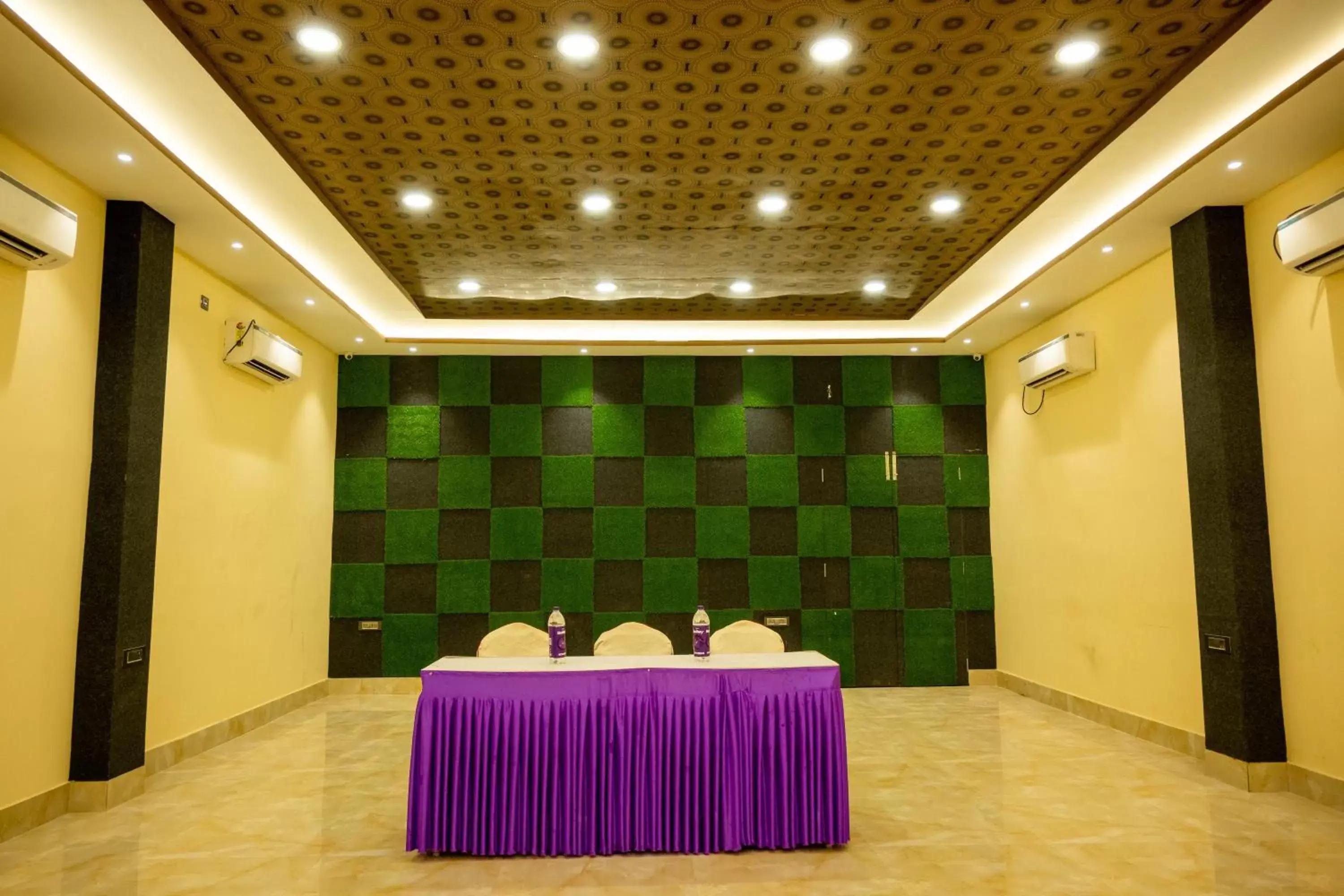 Banquet/Function facilities in Vinayak Bhavan By Vinayak Hotels Banquet/Function facilities in Vinayak Bhavan By Vinayak Hotels