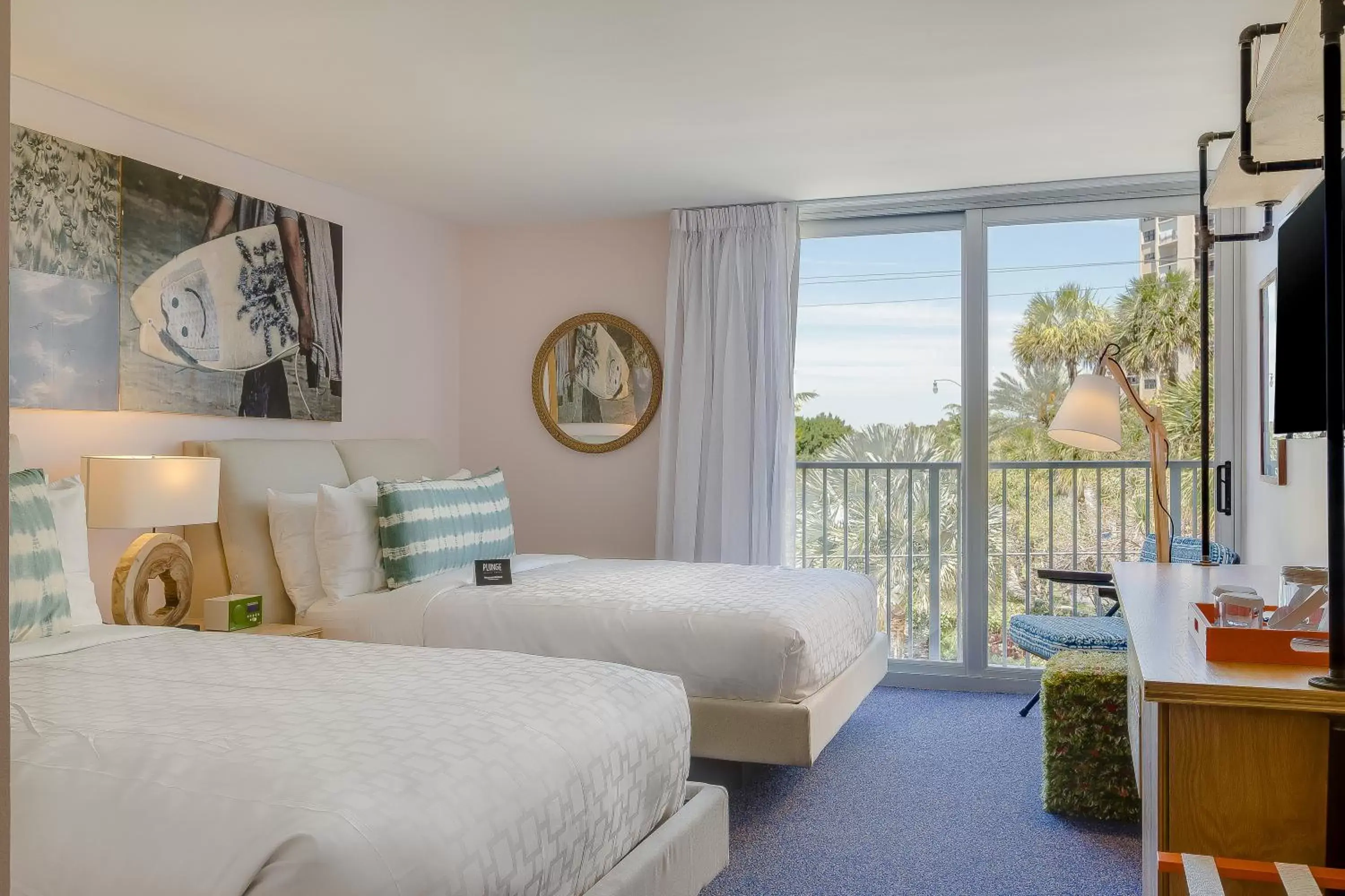 Bedroom, Bed in Plunge Beach Resort