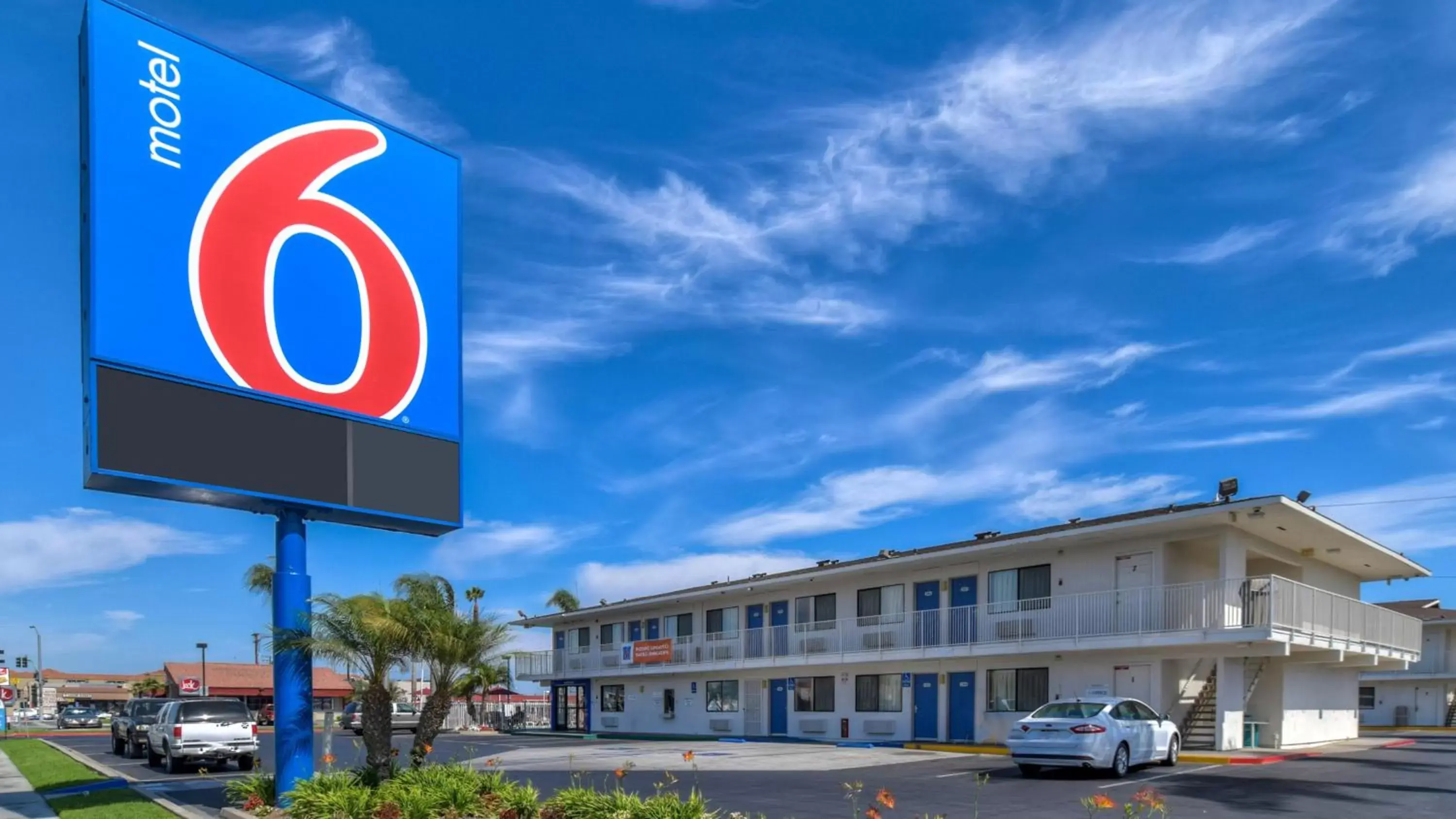 Facade/entrance in Motel 6-Stanton, CA- Anaheim West Facade/entrance in Motel 6-Stanton, CA- Anaheim West