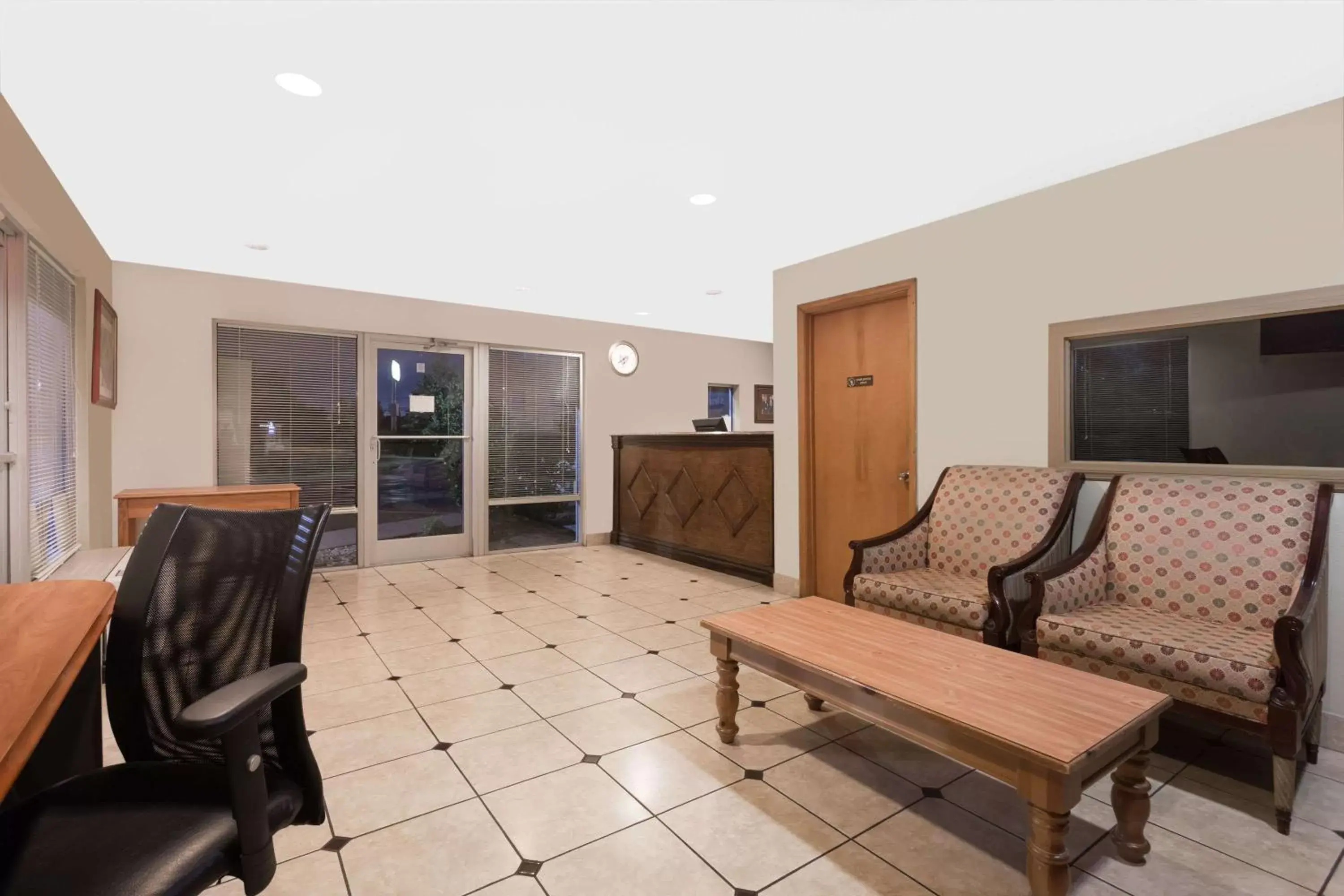 Lobby or reception, Seating Area in Days Inn by Wyndham Augusta Wheeler Road