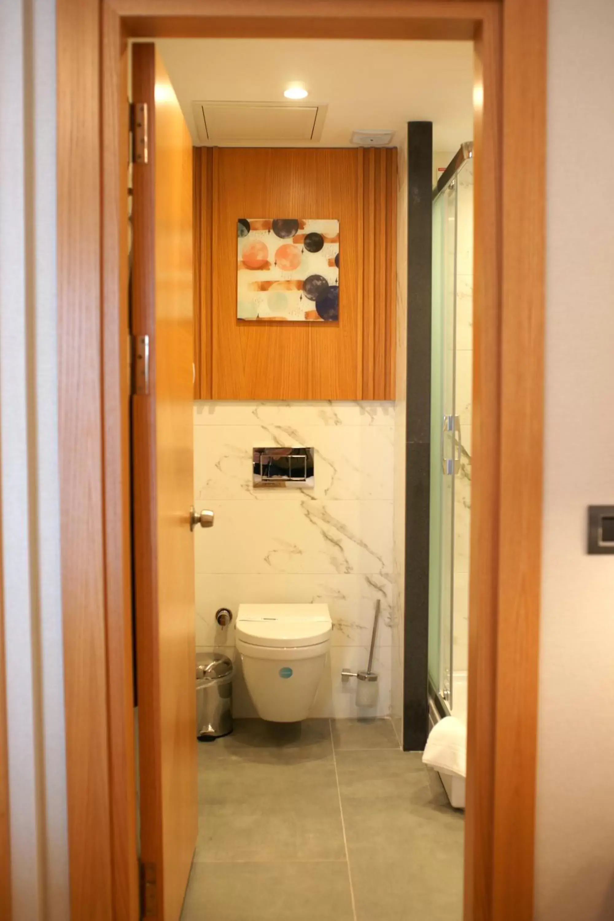 Bathroom in Maywood Hotel