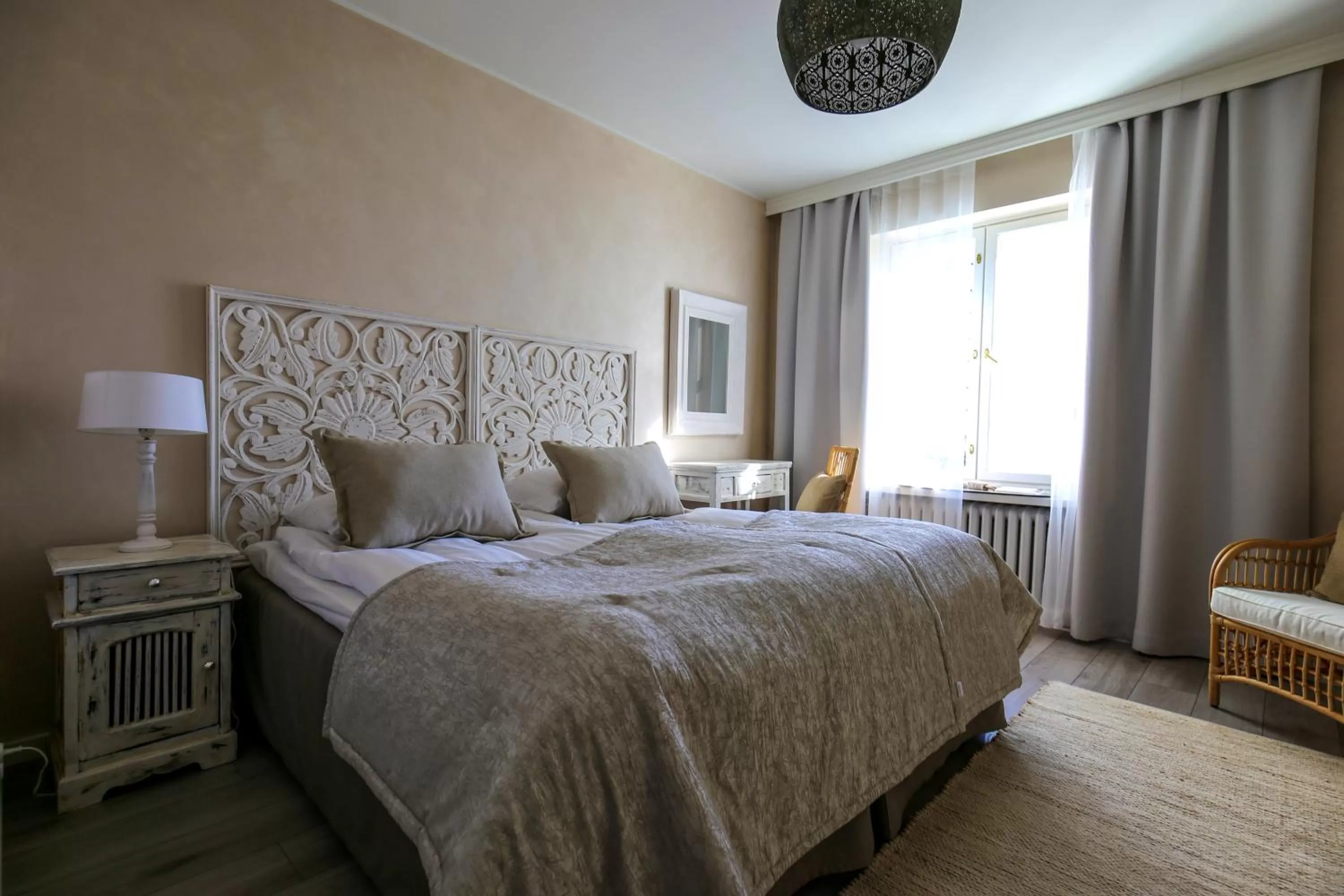 Photo of the whole room, Bed in Boutique Hotel Yöpuu