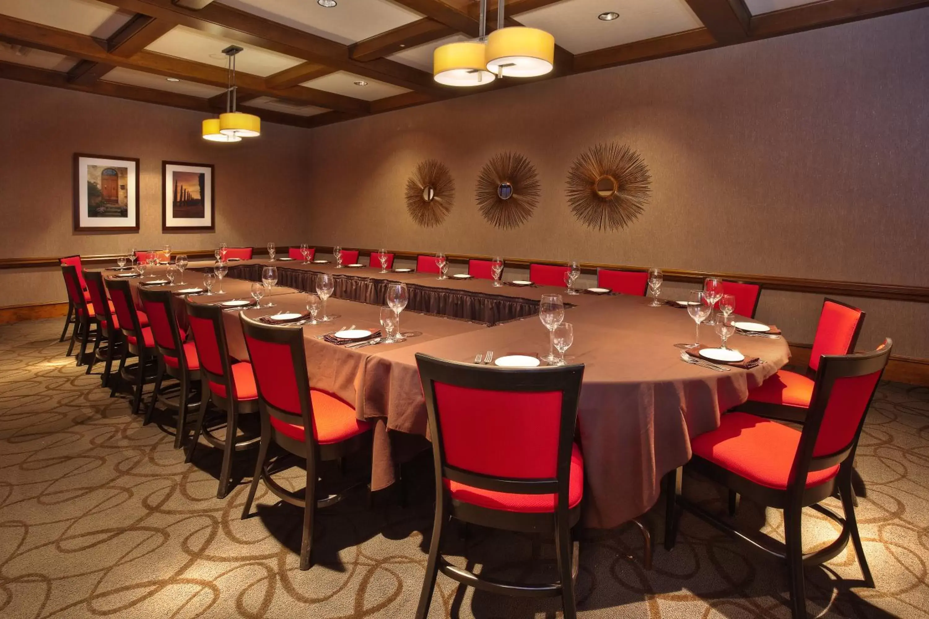 Restaurant/places to eat in Crowne Plaza Lansing West, an IHG Hotel