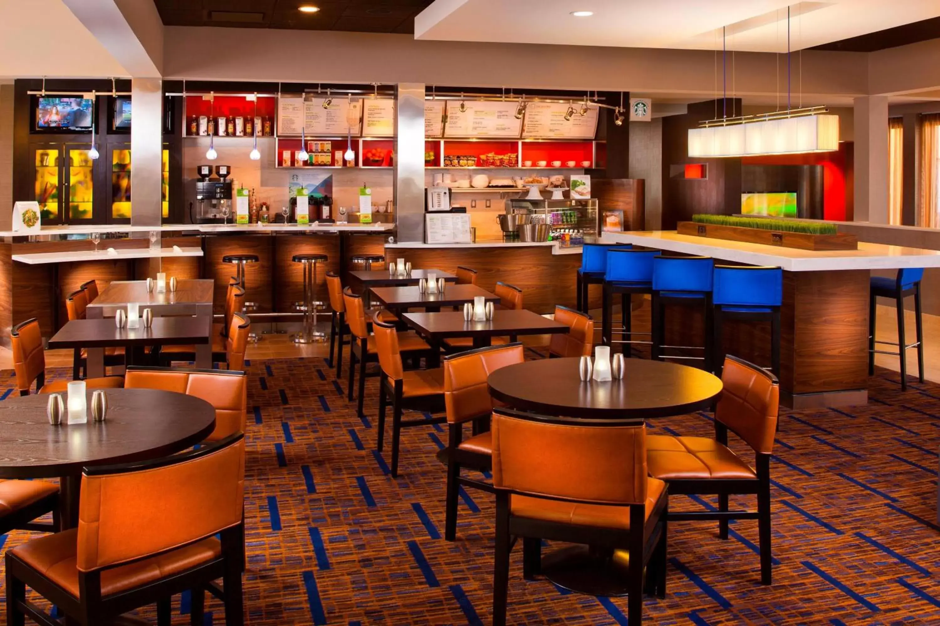 Restaurant/places to eat, Lounge/Bar in Courtyard by Marriott Little Rock West