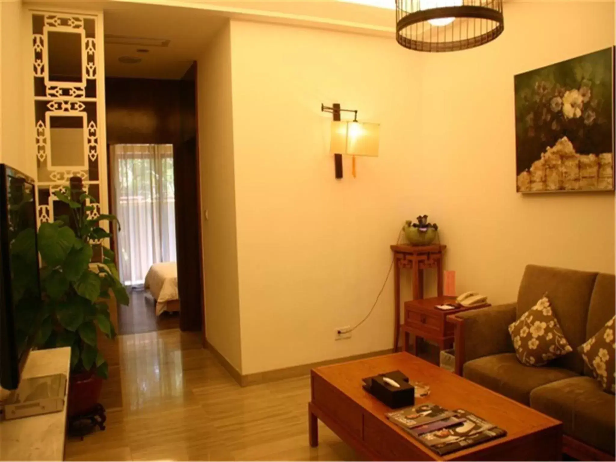 Photo of the whole room, Seating Area in Guangzhou Fangyuan Hotel