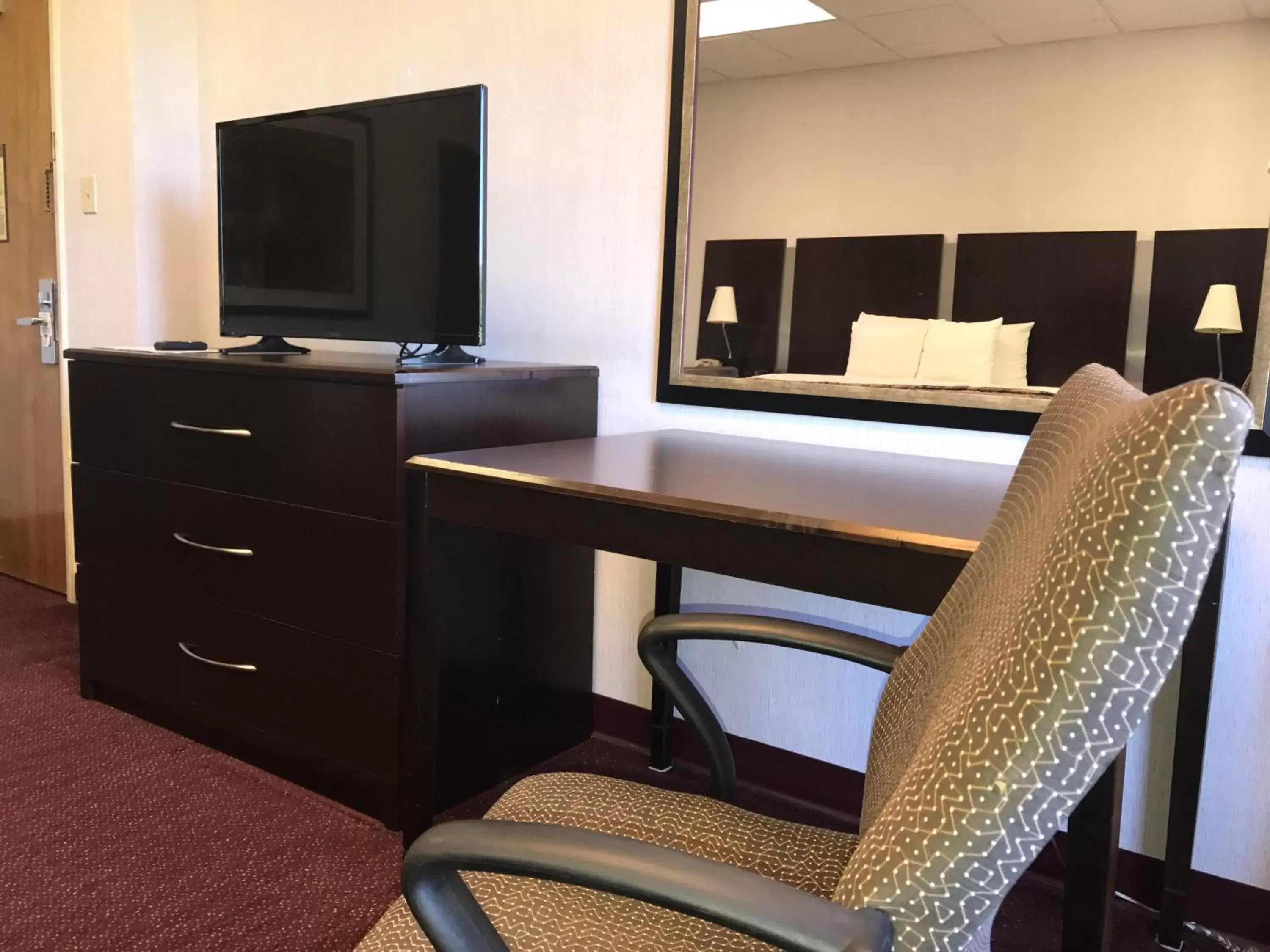 Bedroom in Knights Inn Longview Bedroom in Knights Inn Longview