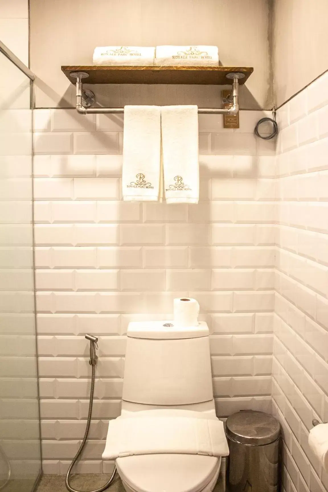 Toilet, Bathroom in Royale Parc Hotel Tagaytay