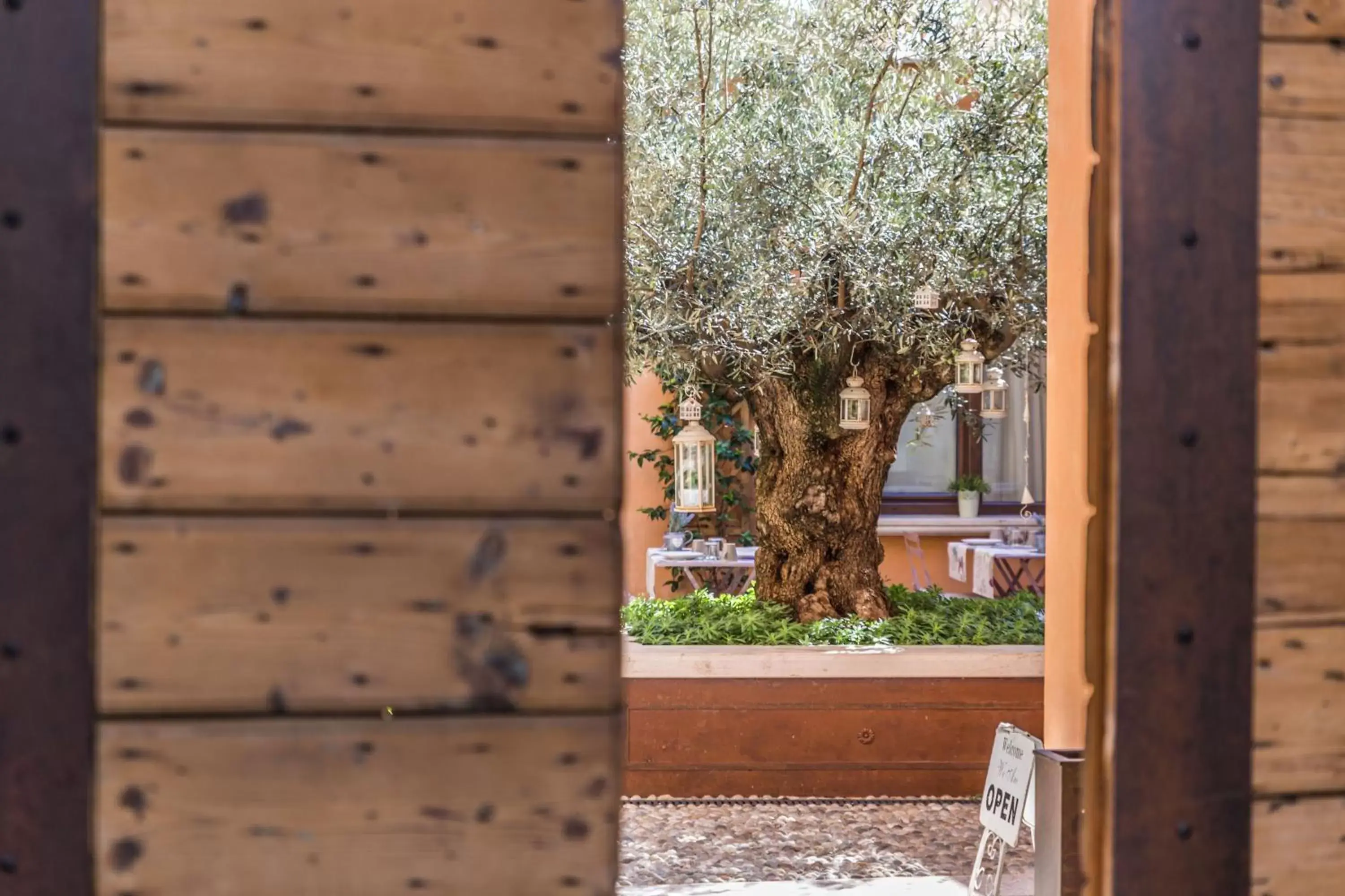 Patio in Antico Borgo B&B con SPA - Adults Only