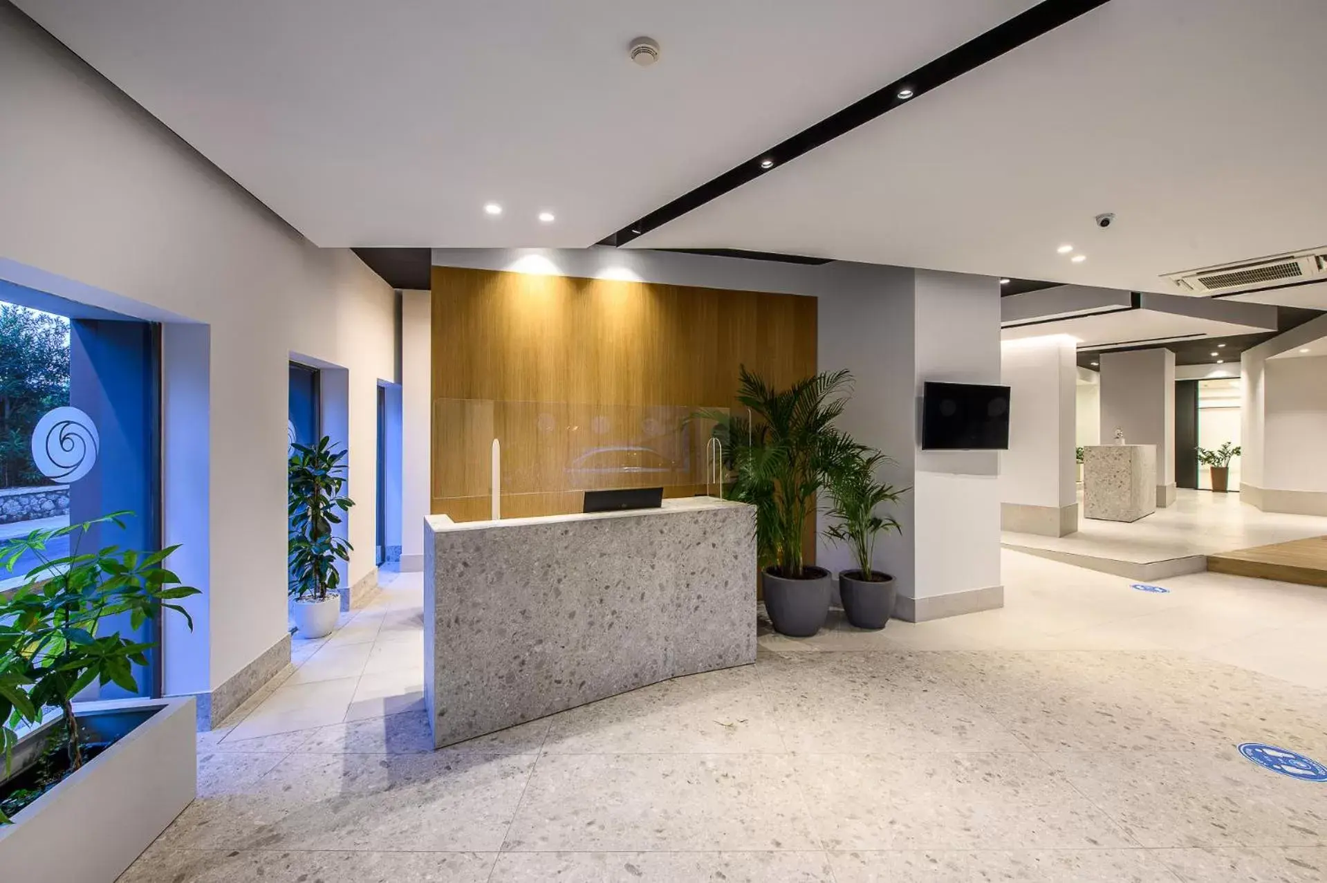 Property building, Lobby/Reception in Marin Hotel