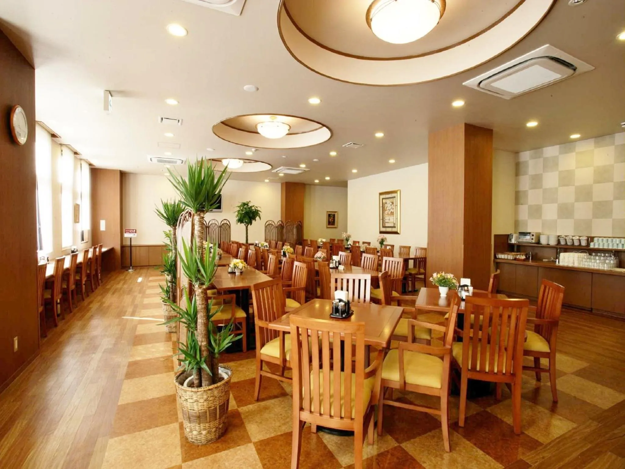 Restaurant/places to eat in Hotel Route-Inn Hamanako