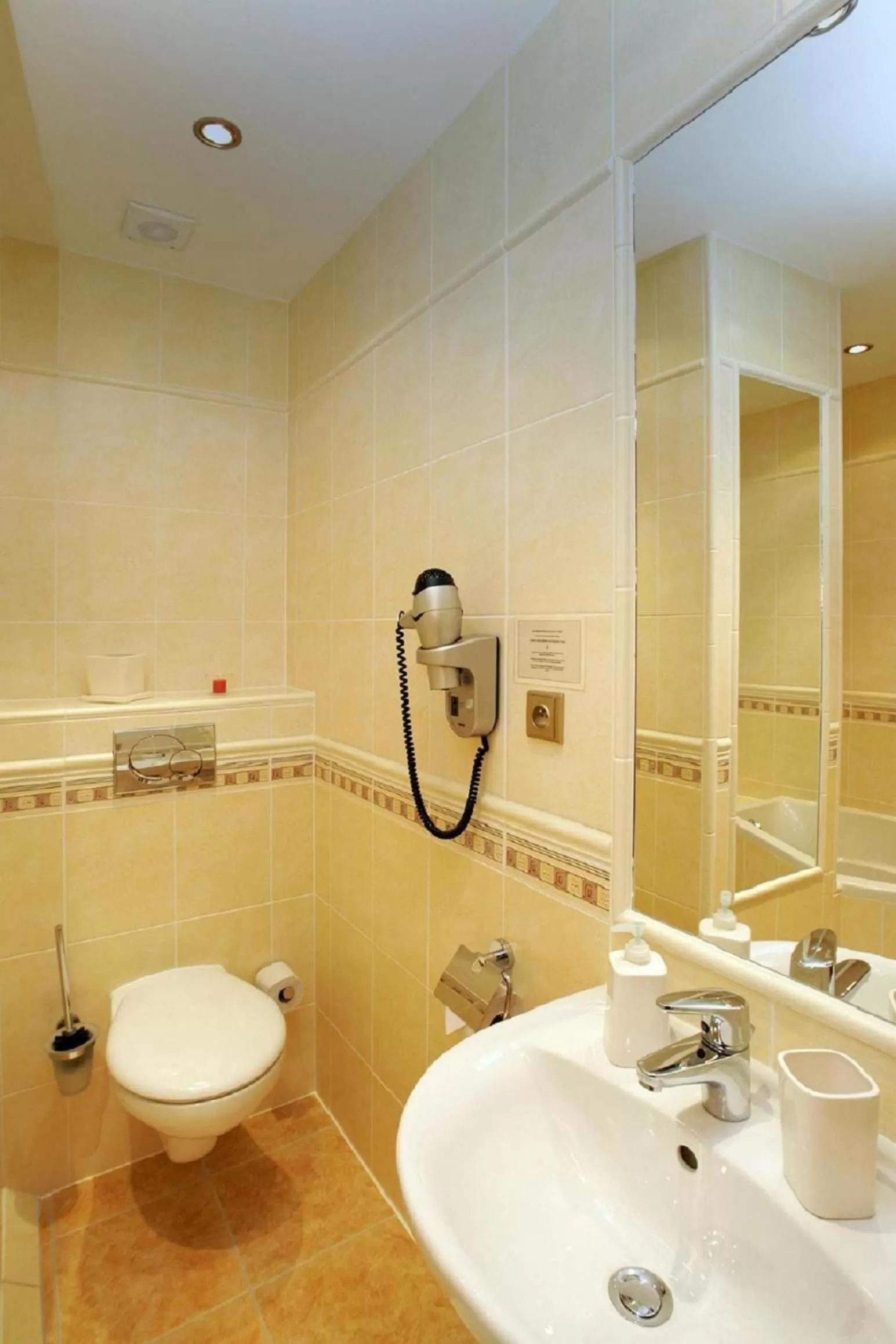 Bathroom in Hotel Roudna