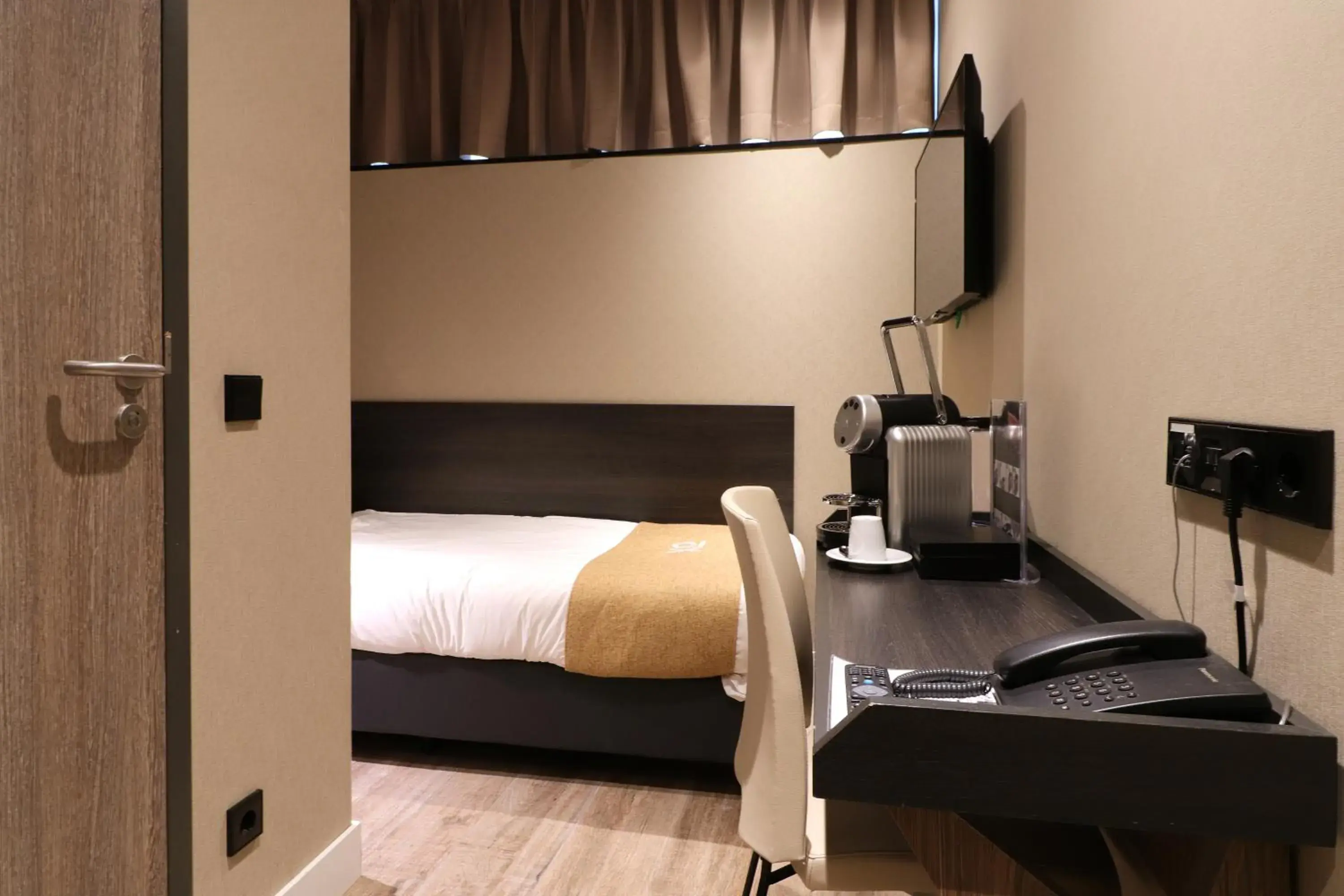 Single Room Souterrain in XO Hotel Inner