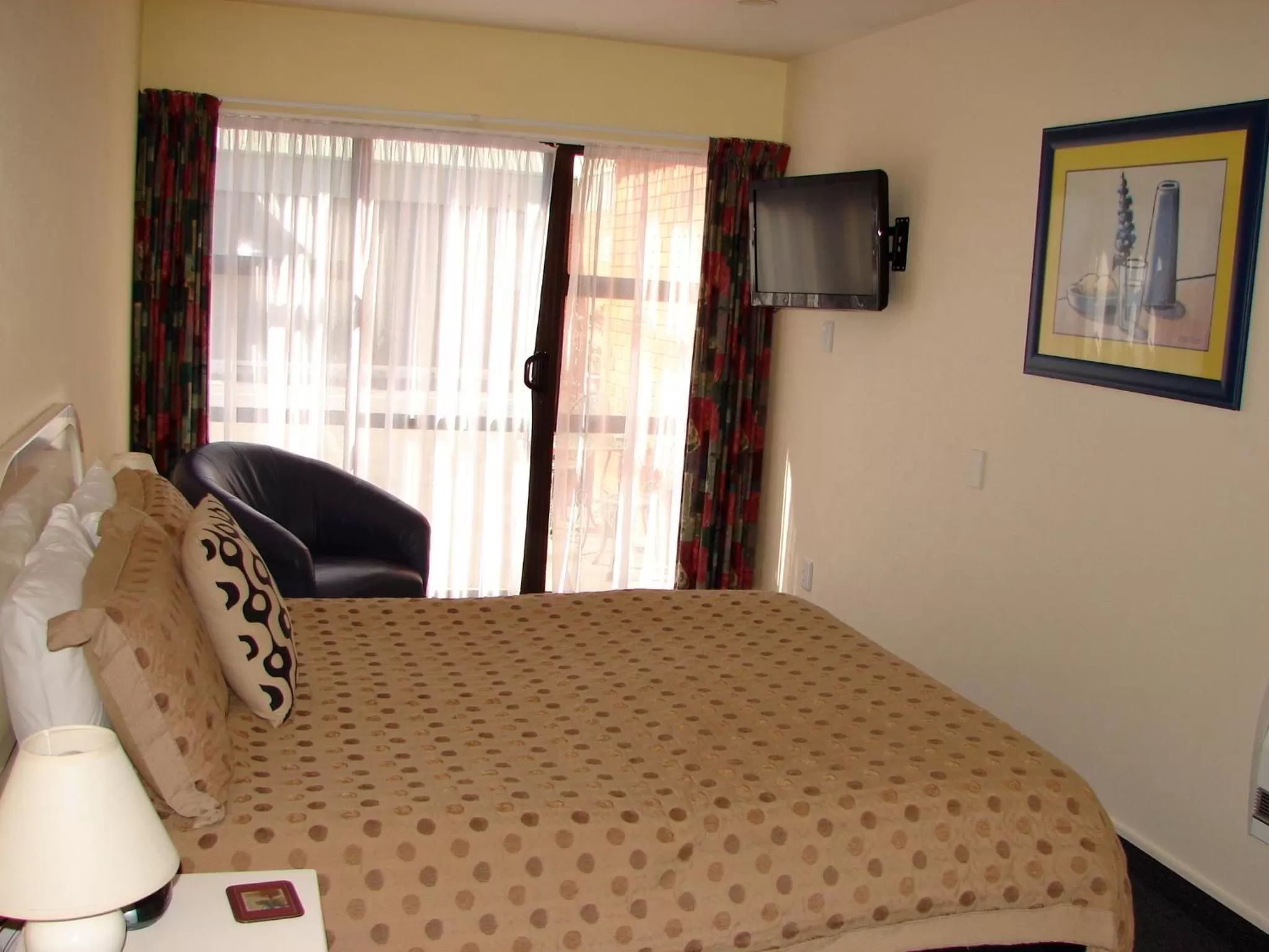 Other, Bed in 193 Aorangi Manor Motel