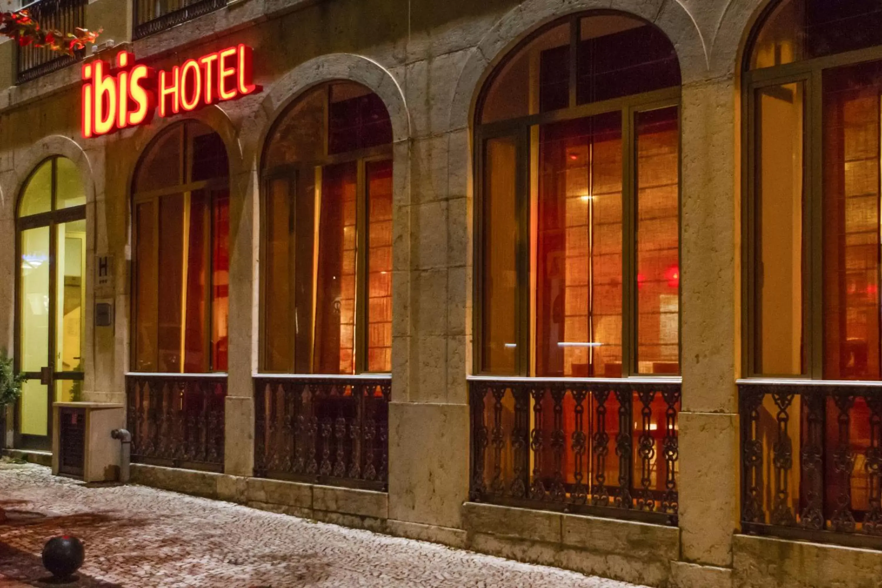 Facade/entrance in Hotel ibis Figueira Da Foz