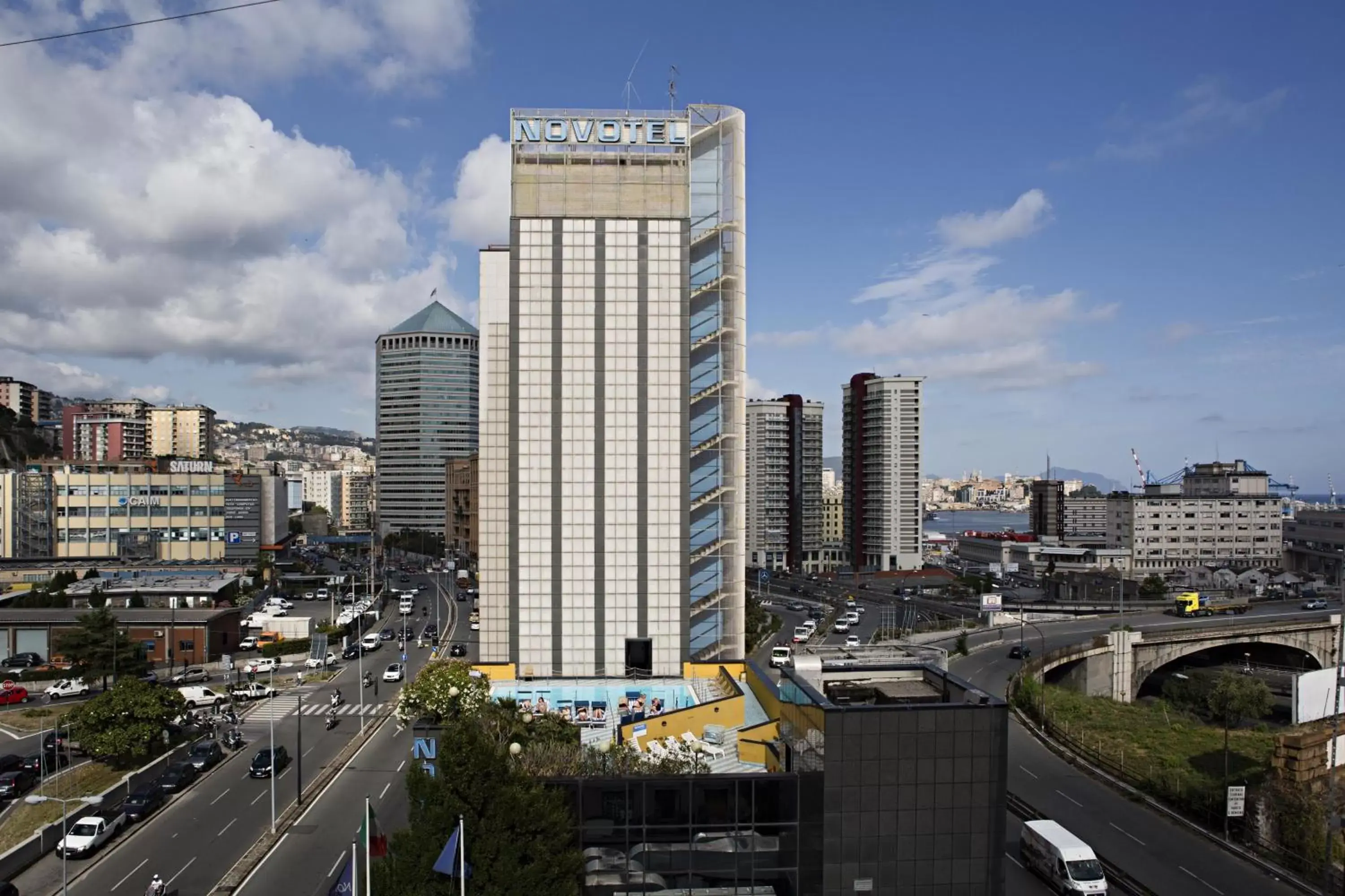 Facade/entrance in Hotel Novotel Genova City