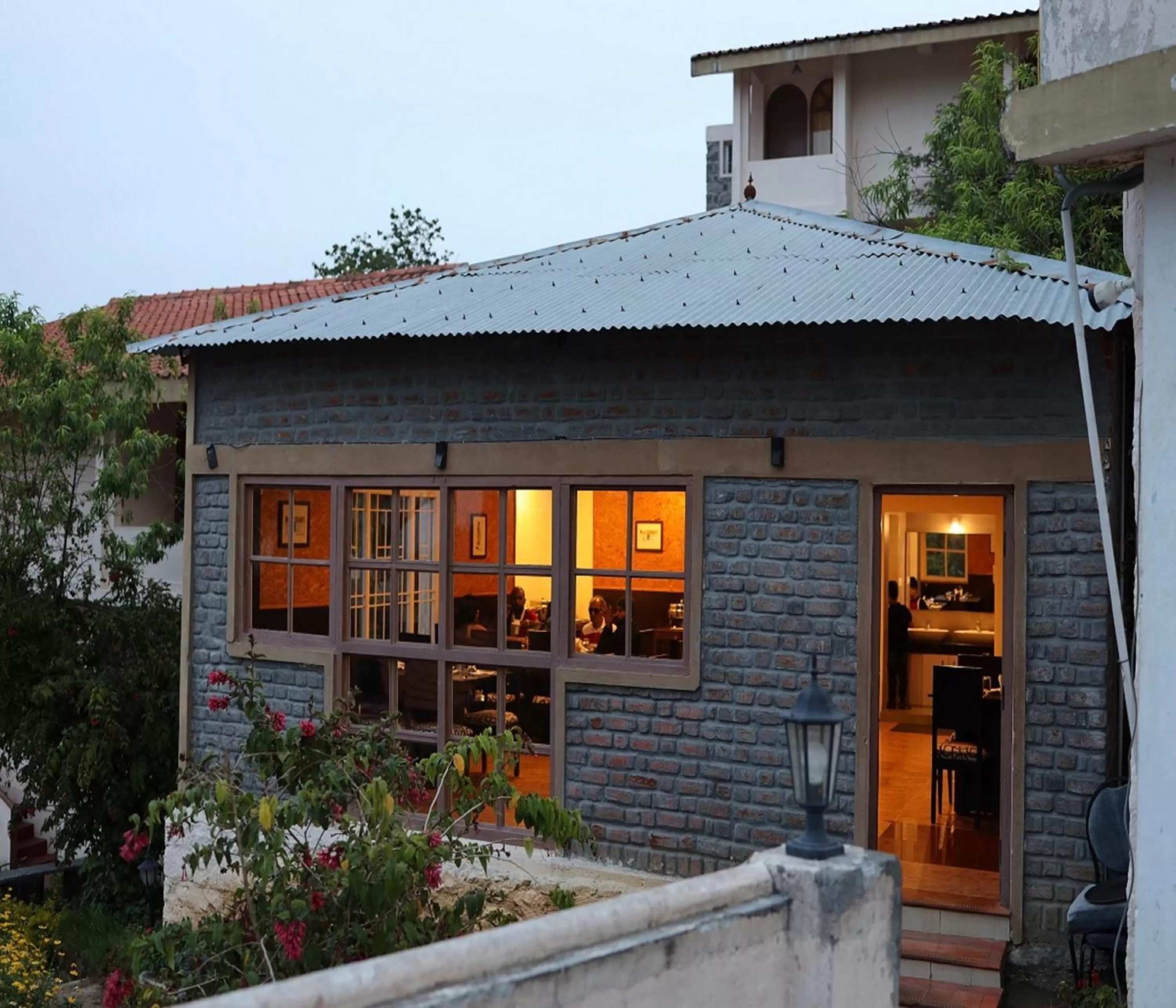 Restaurant/places to eat in Mango Hill Kodai