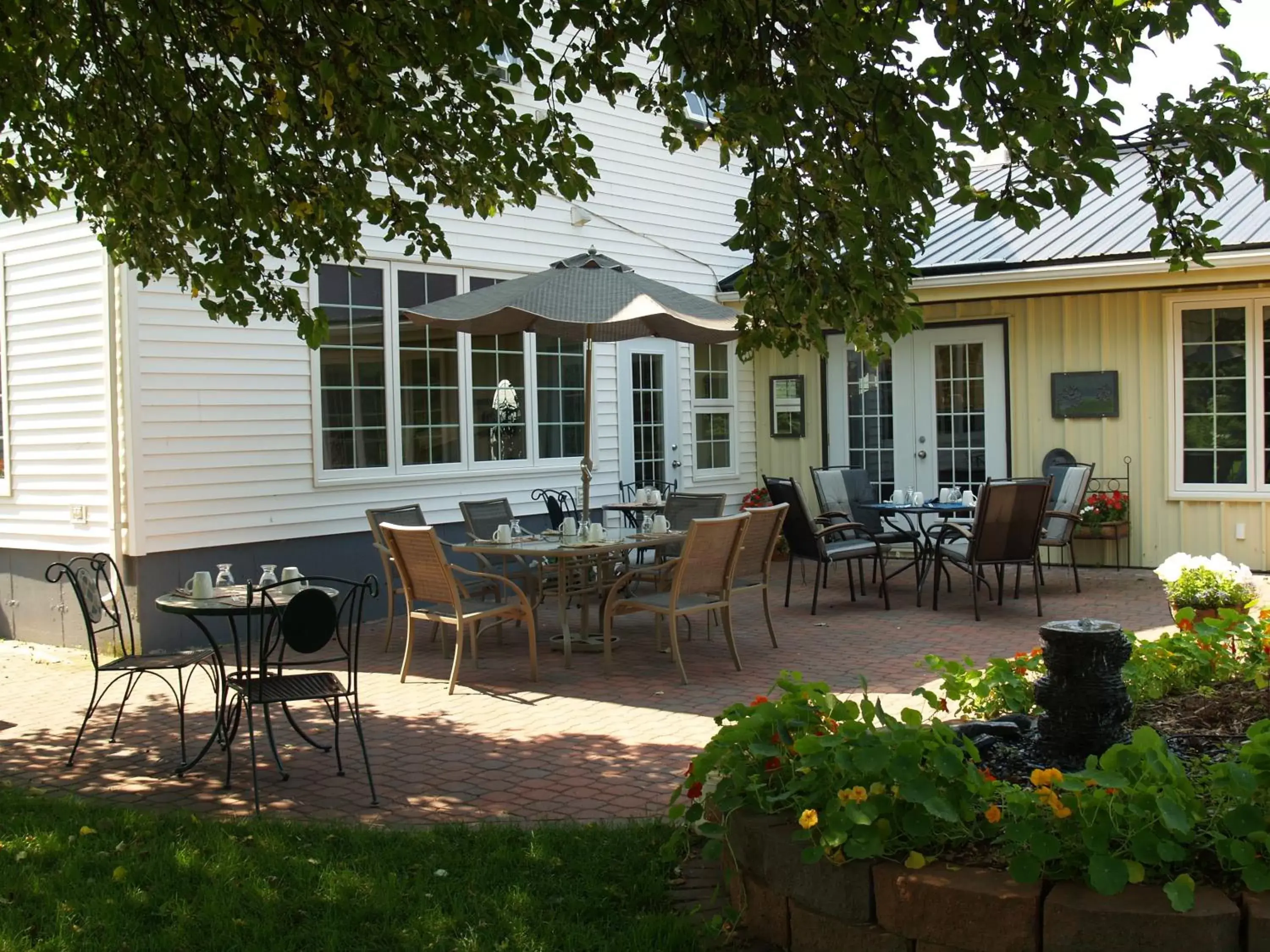 Balcony/Terrace, Restaurant/Places to Eat in Bakers Chest B&B