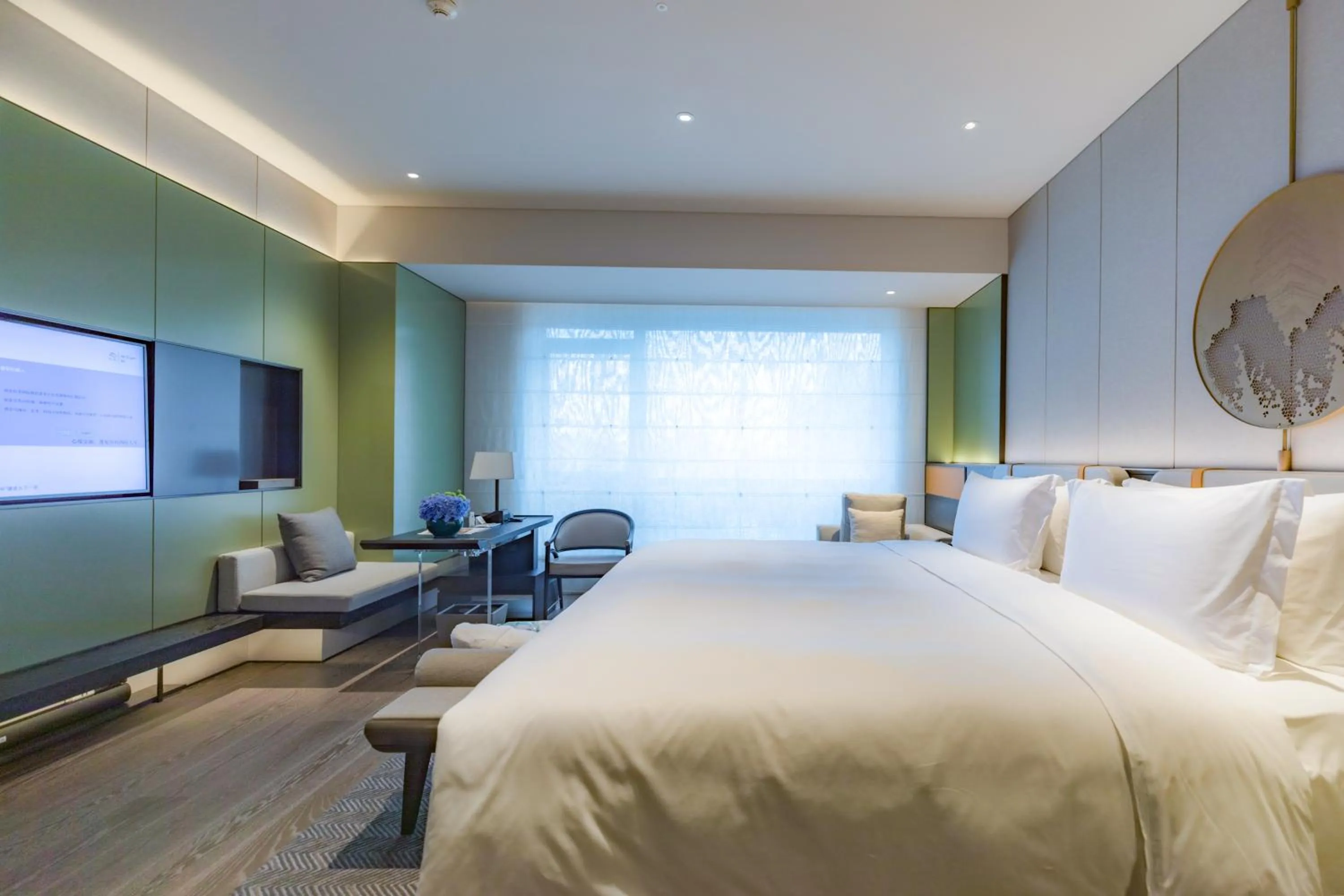 Bed in InterContinental Xi'an North by IHG