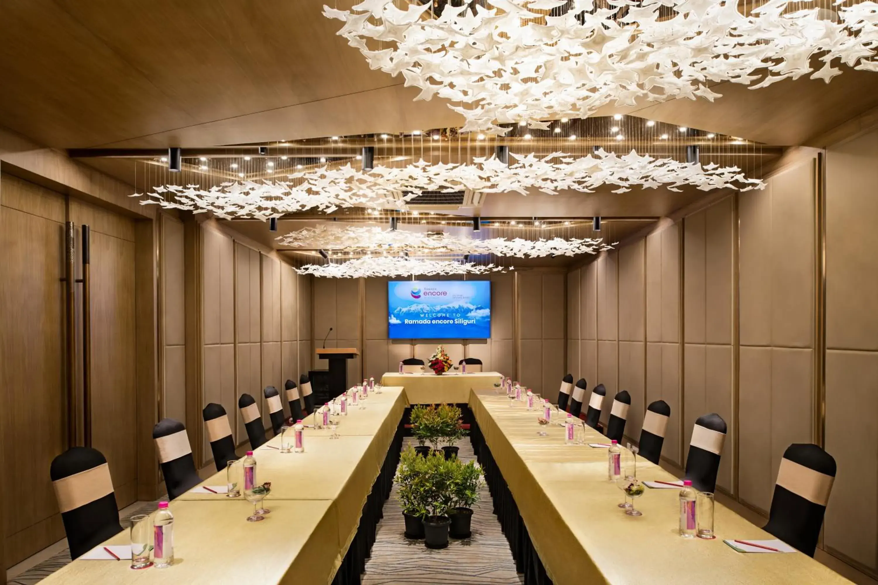 Meeting/conference room in Ramada Encore by Wyndham Siliguri Sevoke Road