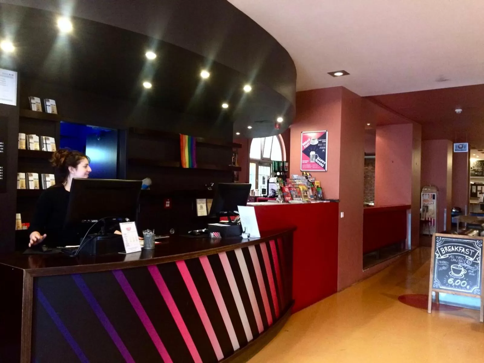 Coffee/tea facilities in Amstel House Hostel